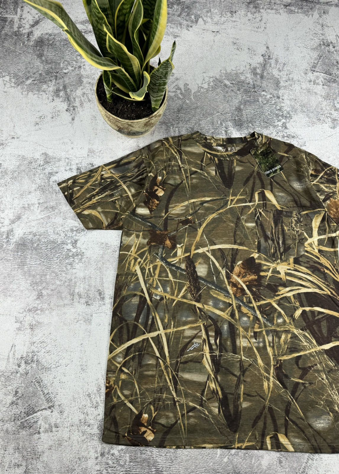 Realtree Vintage NEW Camo Realtree Thick Jungle Army Y2K T Shirt Tee Size US L / EU 52-54 / 3 - 2 Thumbnail