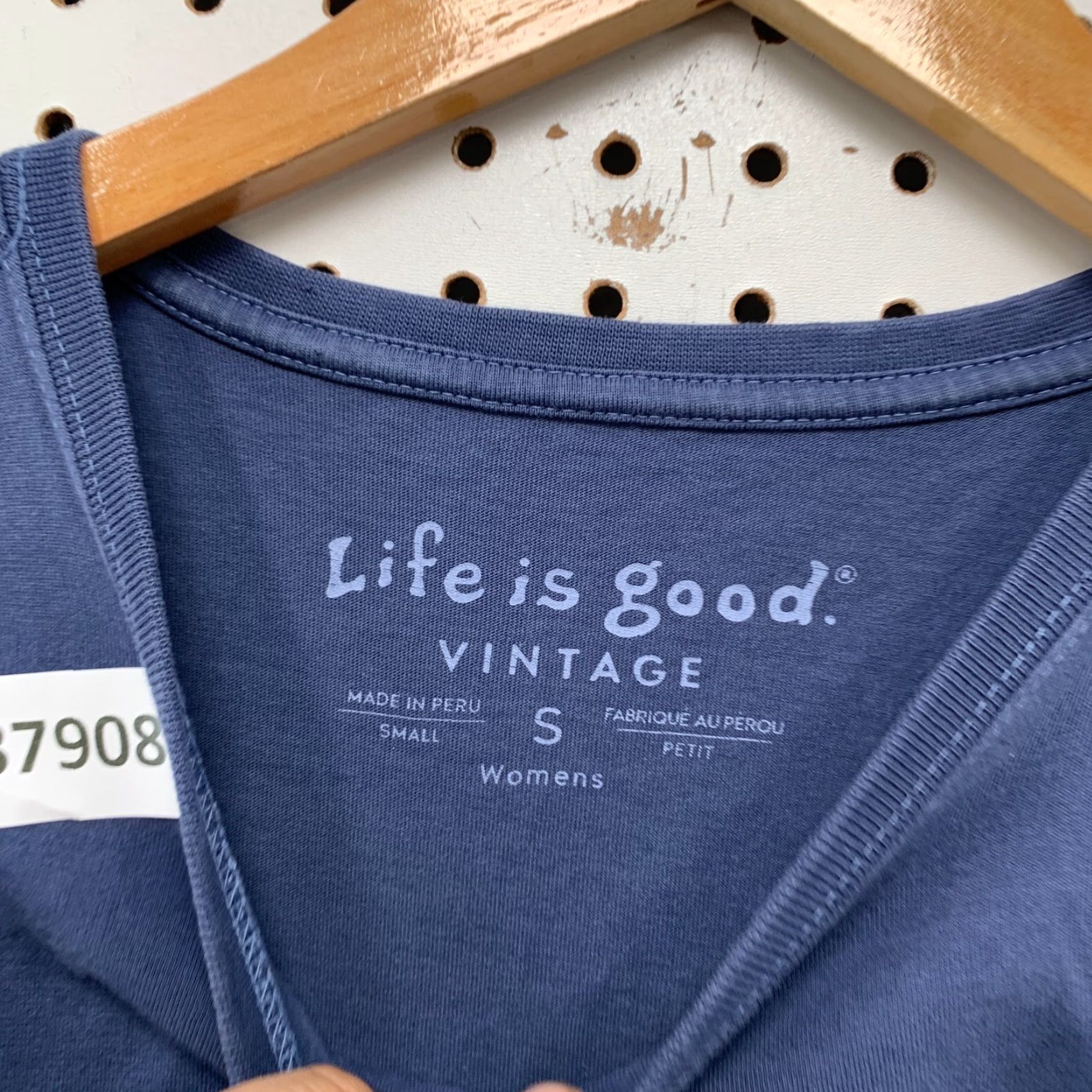 Life is Good VINTAGE Life Is Good Shirt Womens Blue Small Hiking Outdoor Graphic 17x24.5 Mens Size M / US 6-8 / IT 42-44 - 7 Thumbnail