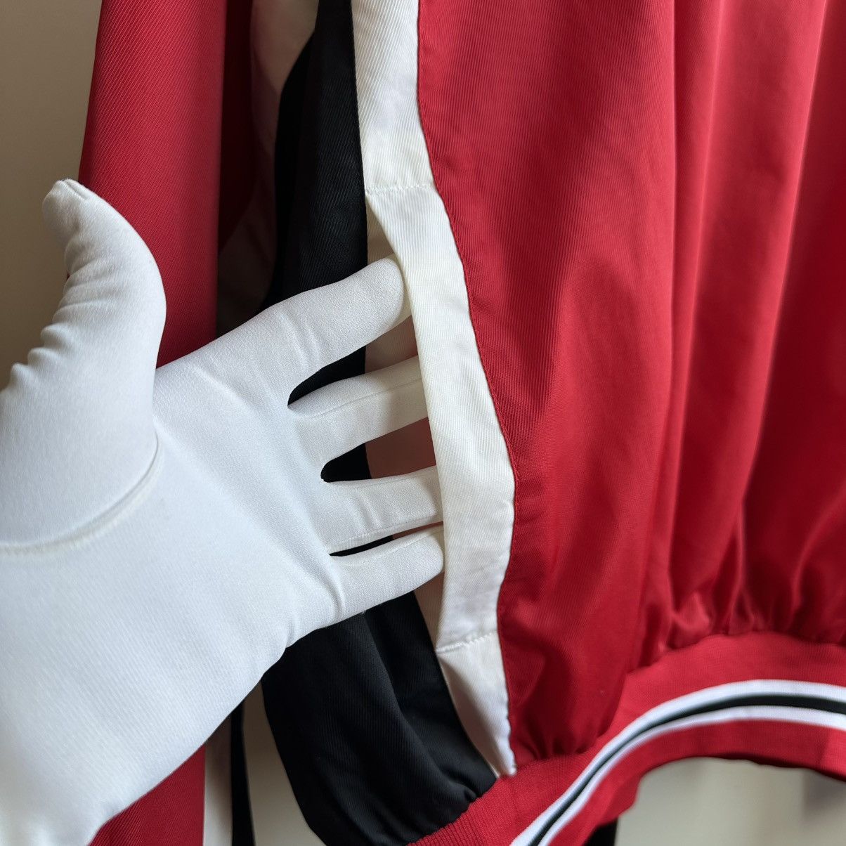 Russell Athletic × Vintage Vintage 90s Russell Athletic Water Resistant Nylon Jacket Size US L / EU 52-54 / 3 - 8 Thumbnail