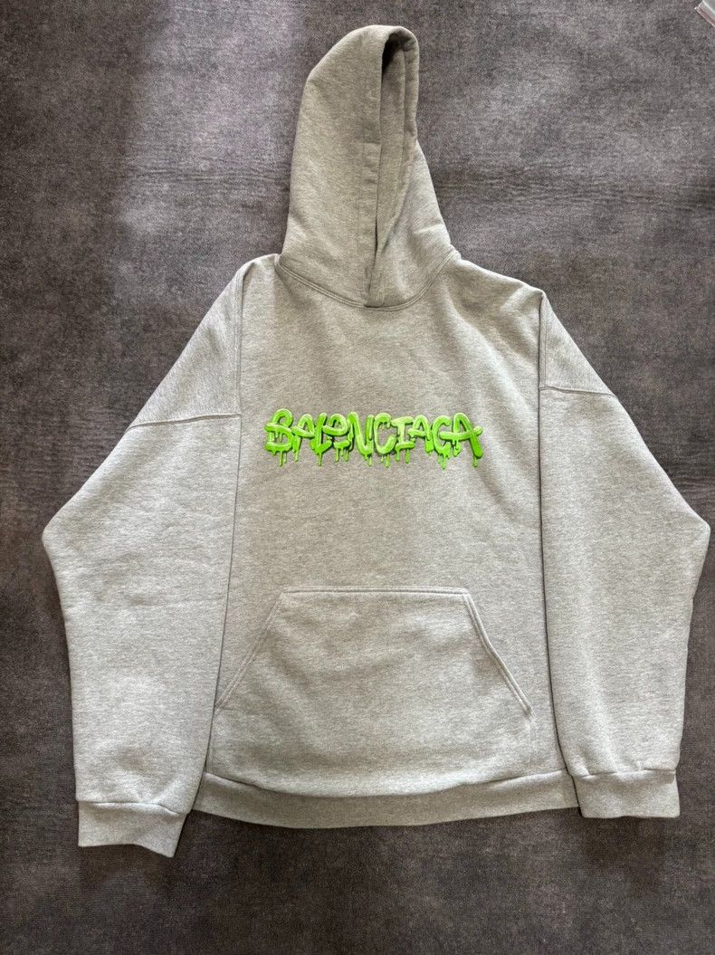 Balenciaga Balenciaga Gray dissolved graffiti letter hoodie Size US L / EU 52-54 / 3 - 1 Thumbnail
