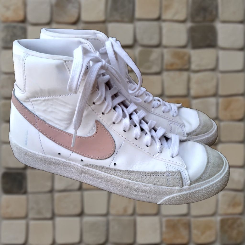 Nike Nike Blazer Mid Sneaker Women 7.5 White Pink CZ1055-118 - Classic Sports Comfort Activewear Casual Shoes Size S / US 4 / IT 40 - 1 Thumbnail