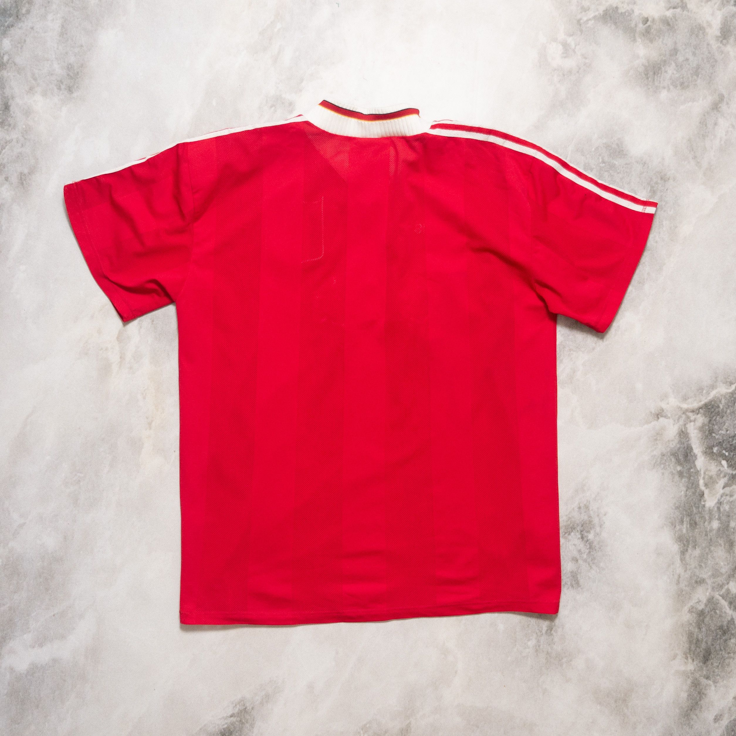 Adidas Vintage Adidas x Liverpool 95-96 Soccer Jersey Football XXL Size US XXL / EU 58 / 5 - 2 Thumbnail