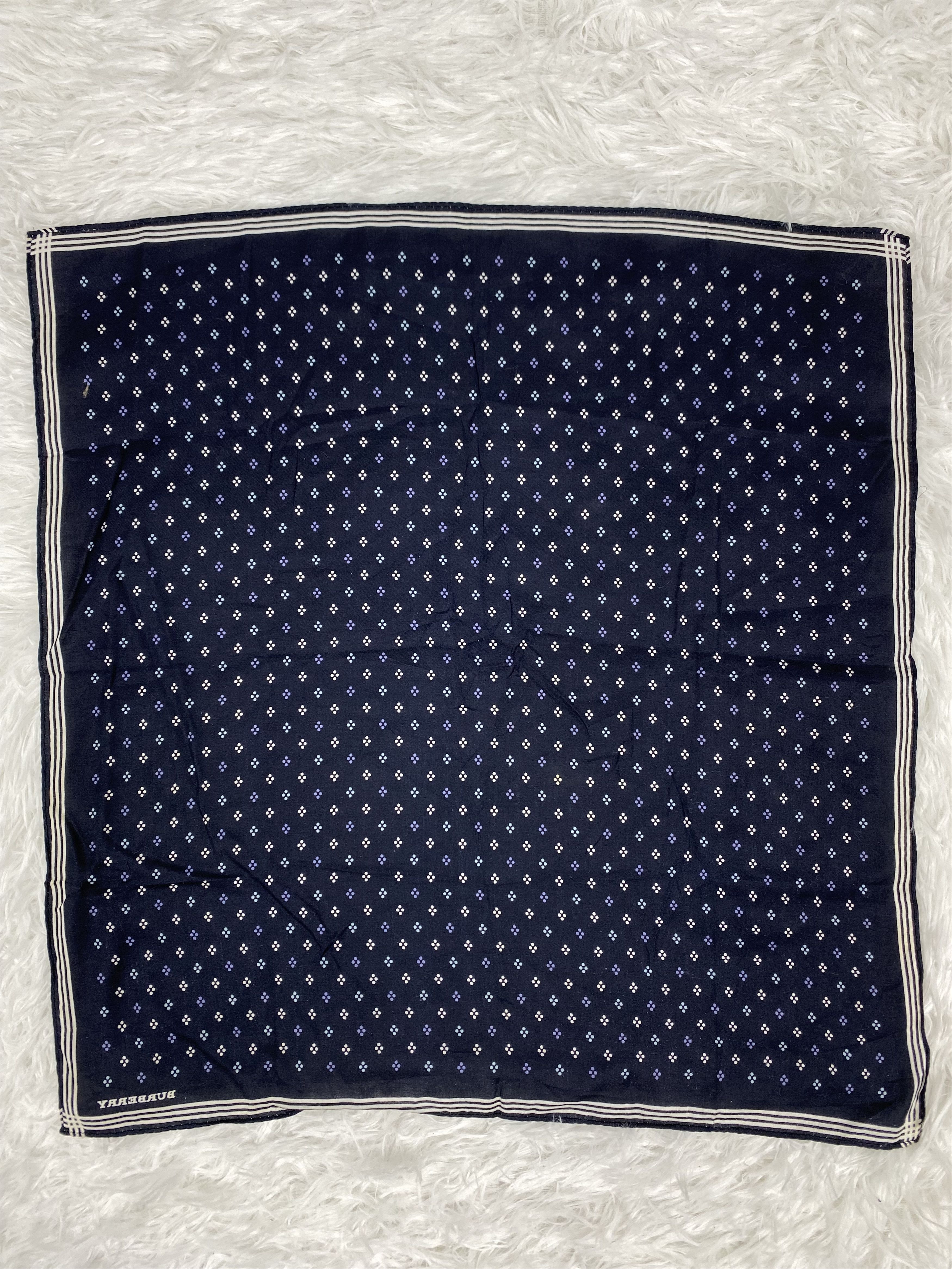 Burberry × Vintage Vintage Burberry Handkerchief PH0012 Size ONE SIZE - 4 Thumbnail
