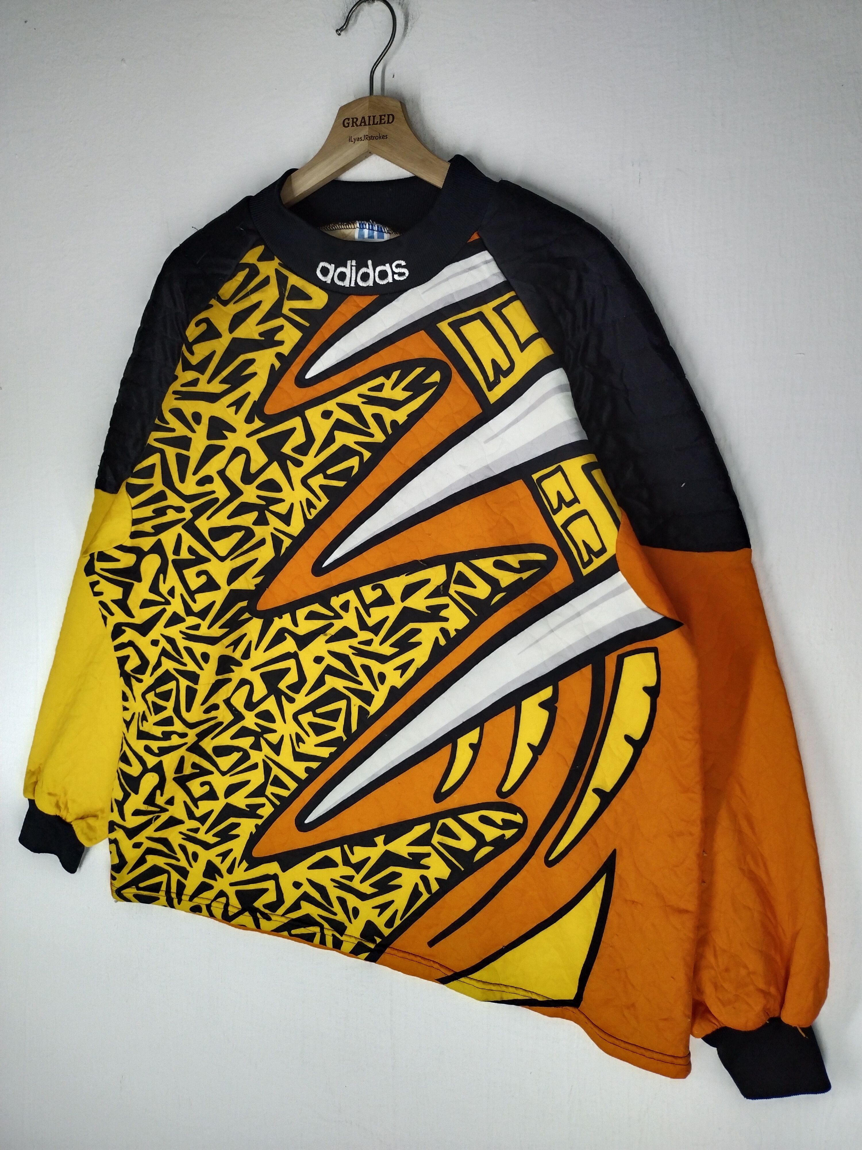 Adidas × Vintage Vintage Liverpool 1995/96 Jersey GK Football Jersey GK Size US L / EU 52-54 / 3 - 3 Thumbnail