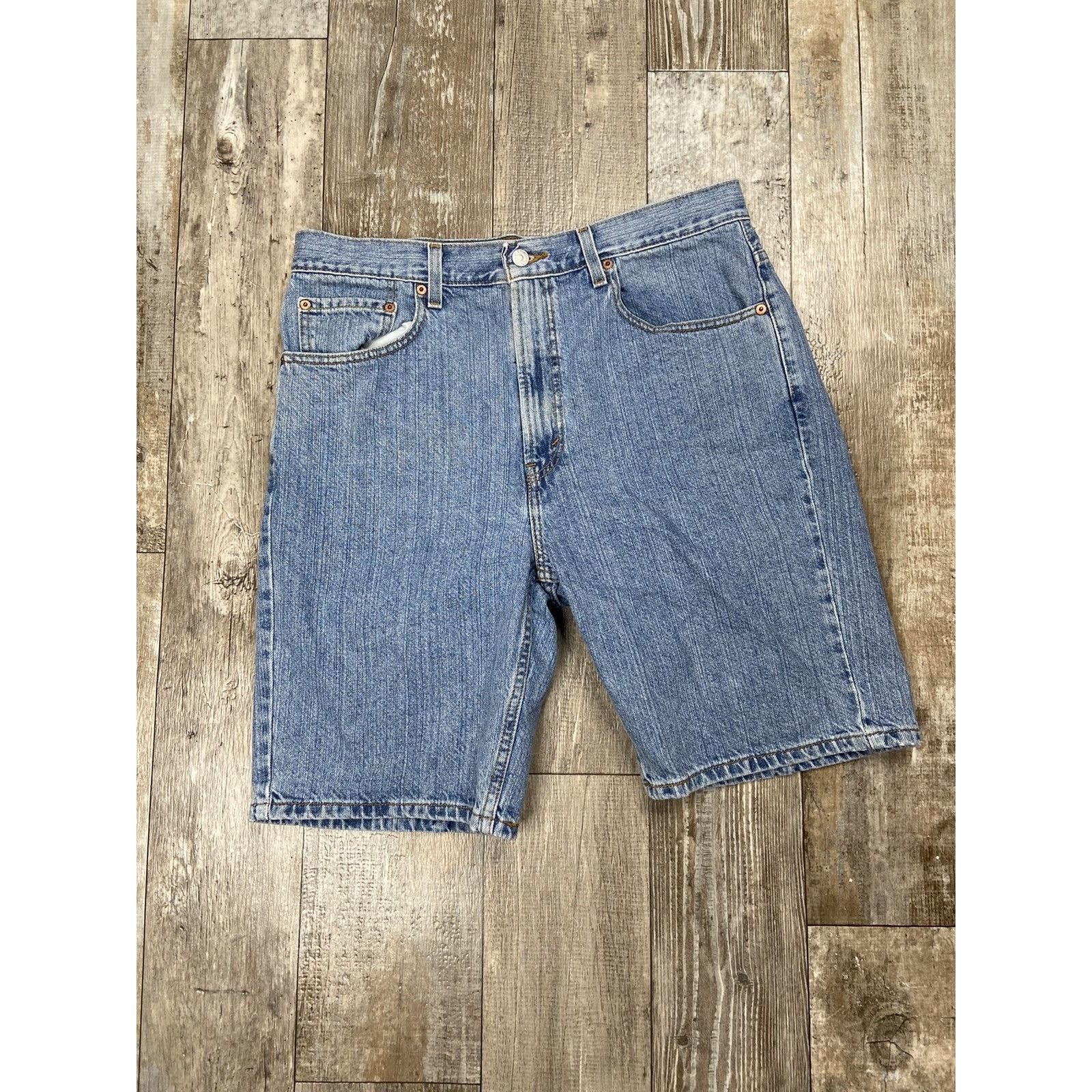 Levi's × Vintage Grunge Essential Vintage Y2K Levis Shorts Faded Baggy USA Size US 34 / EU 50 - 1 Thumbnail