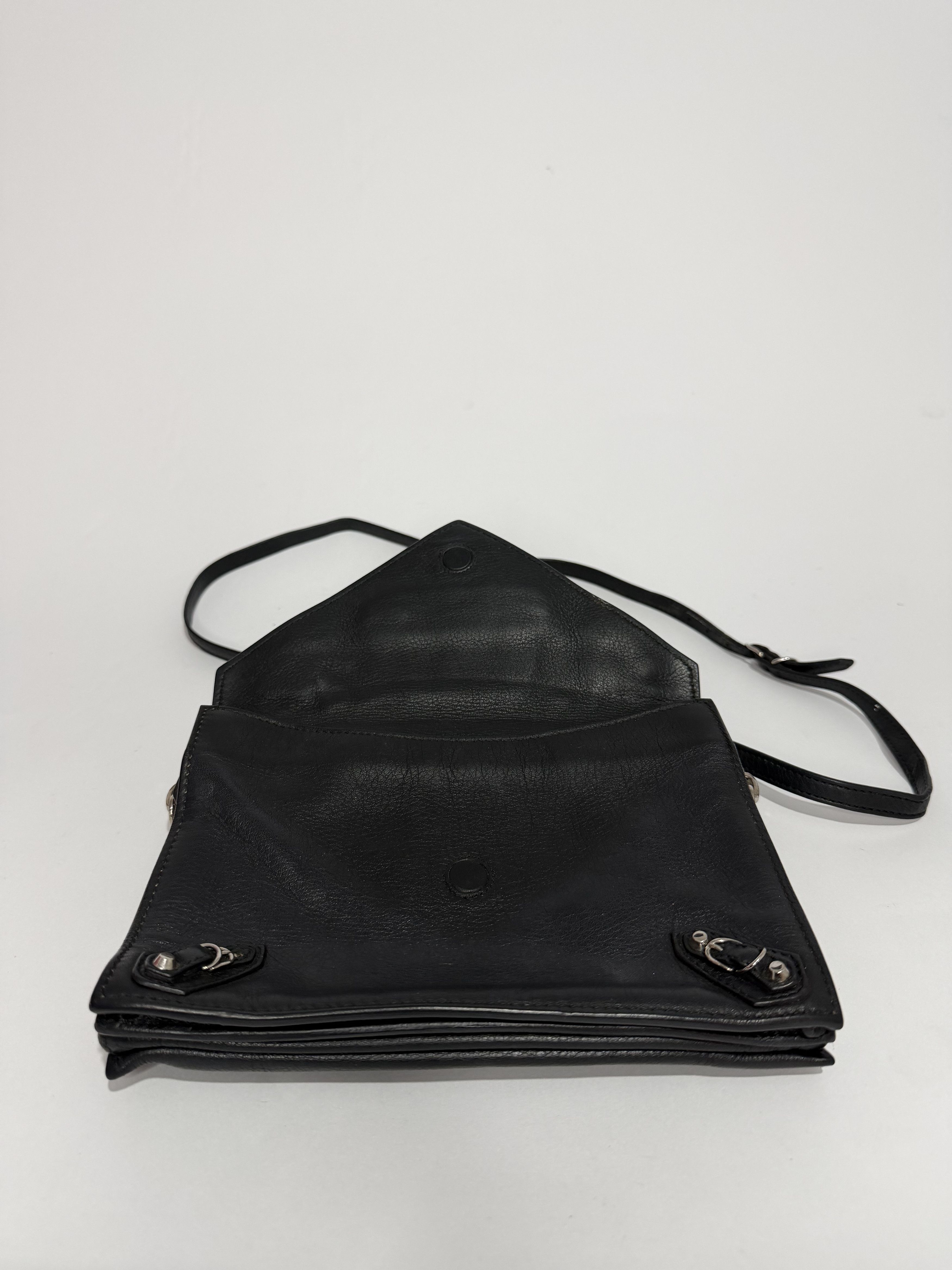 Balenciaga Balenciaga Leather papier Triple XS Crossbody shoulder Bag Size ONE SIZE - 5 Thumbnail