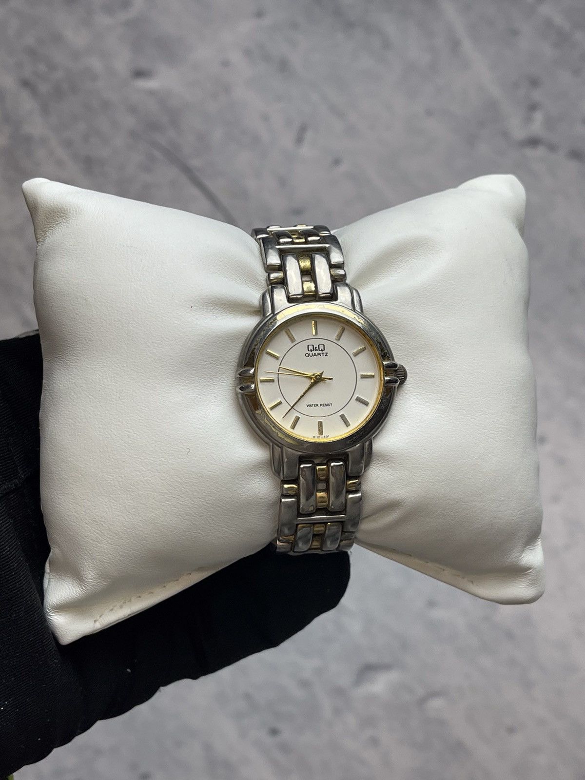Japanese Brand × Vintage Q&Q 00s watch vintage style Size ONE SIZE - 1 Thumbnail