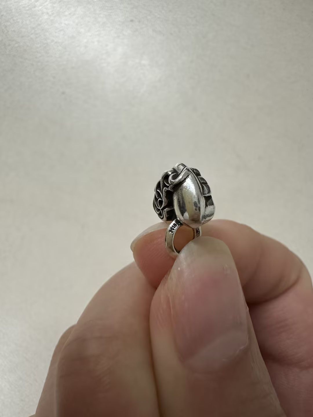 Chrome Hearts Chrome Hearts Silver Vine Heart Charm Pendant Size ONE SIZE - 8 Thumbnail