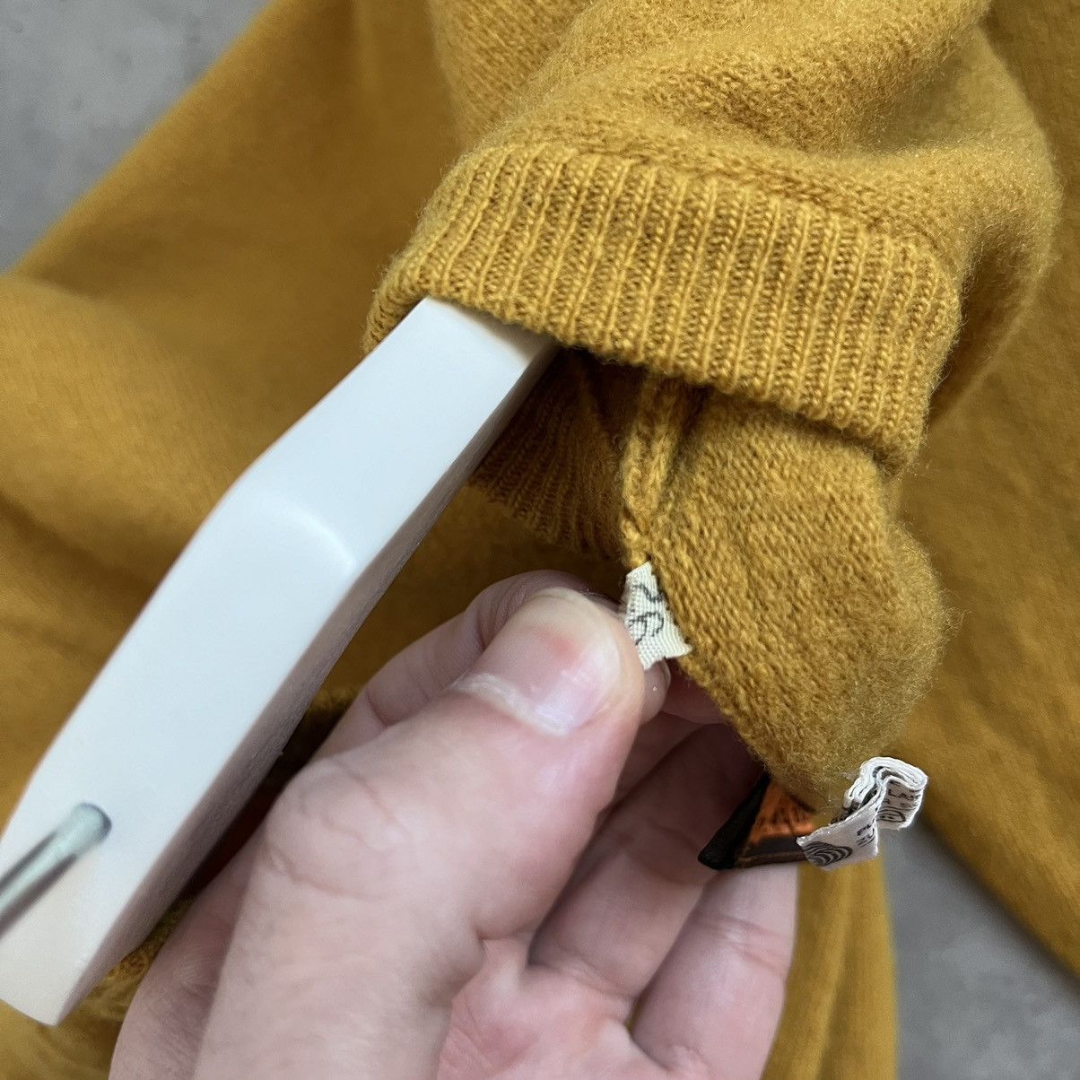Yves Saint Laurent Vintage Wool Yves Saint Laurent Sweater 26 Size S / US 4 / IT 40 - 7 Thumbnail