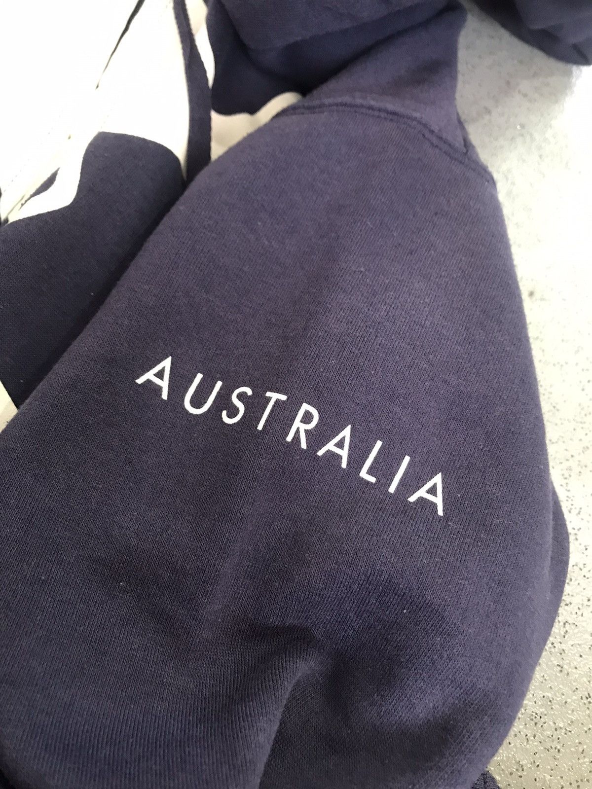 Japanese Brand × Vintage Vintage Down under kangaroo Australia zipper hoodie Size US S / EU 44-46 / 1 - 4 Thumbnail