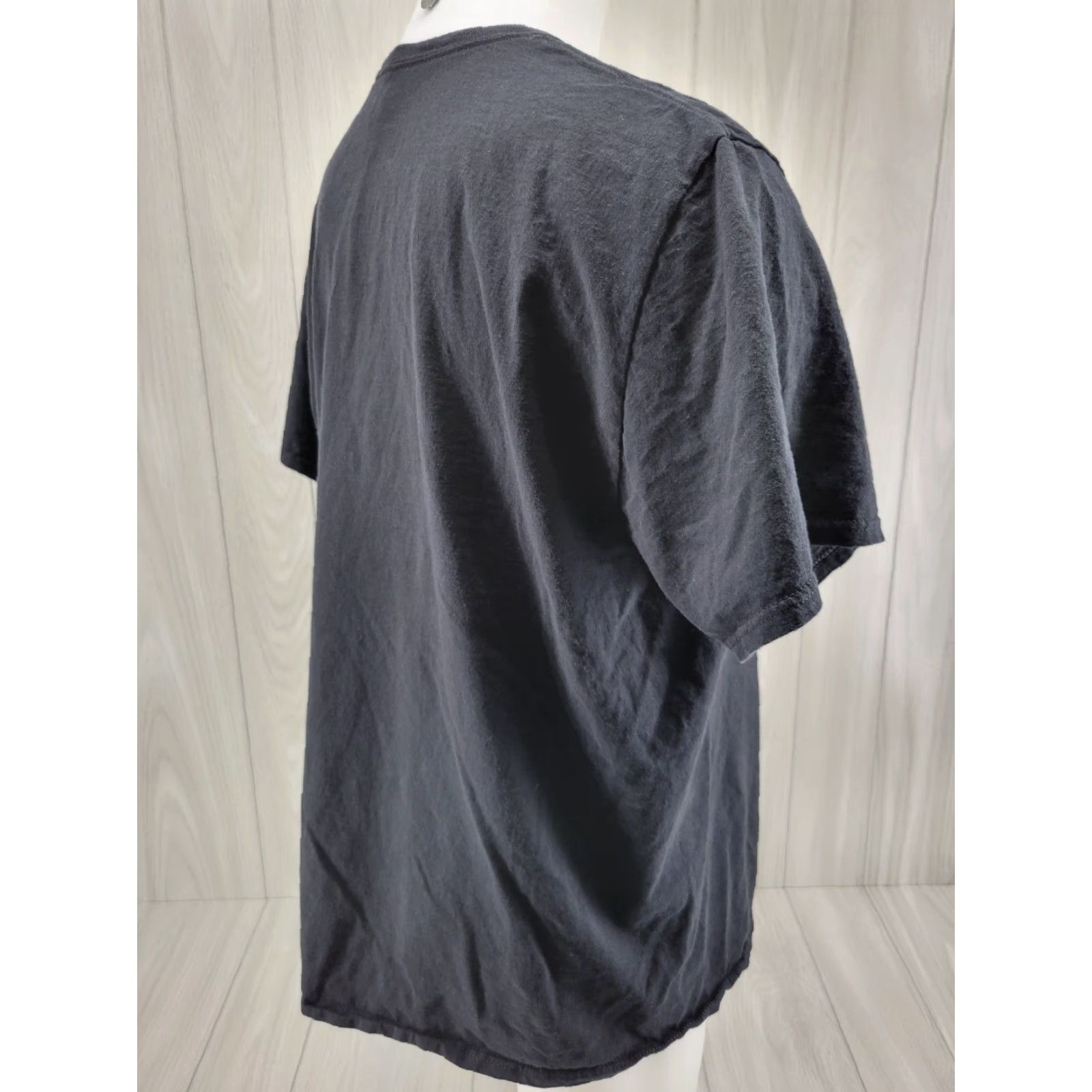Vintage Demon Slayer T-Shirt Men 2XL Black Cotton Short Sleeve Crew Neck Logo Printed Japanese Manga Graphic Size US XXL / EU 58 / 5 - 5 Thumbnail
