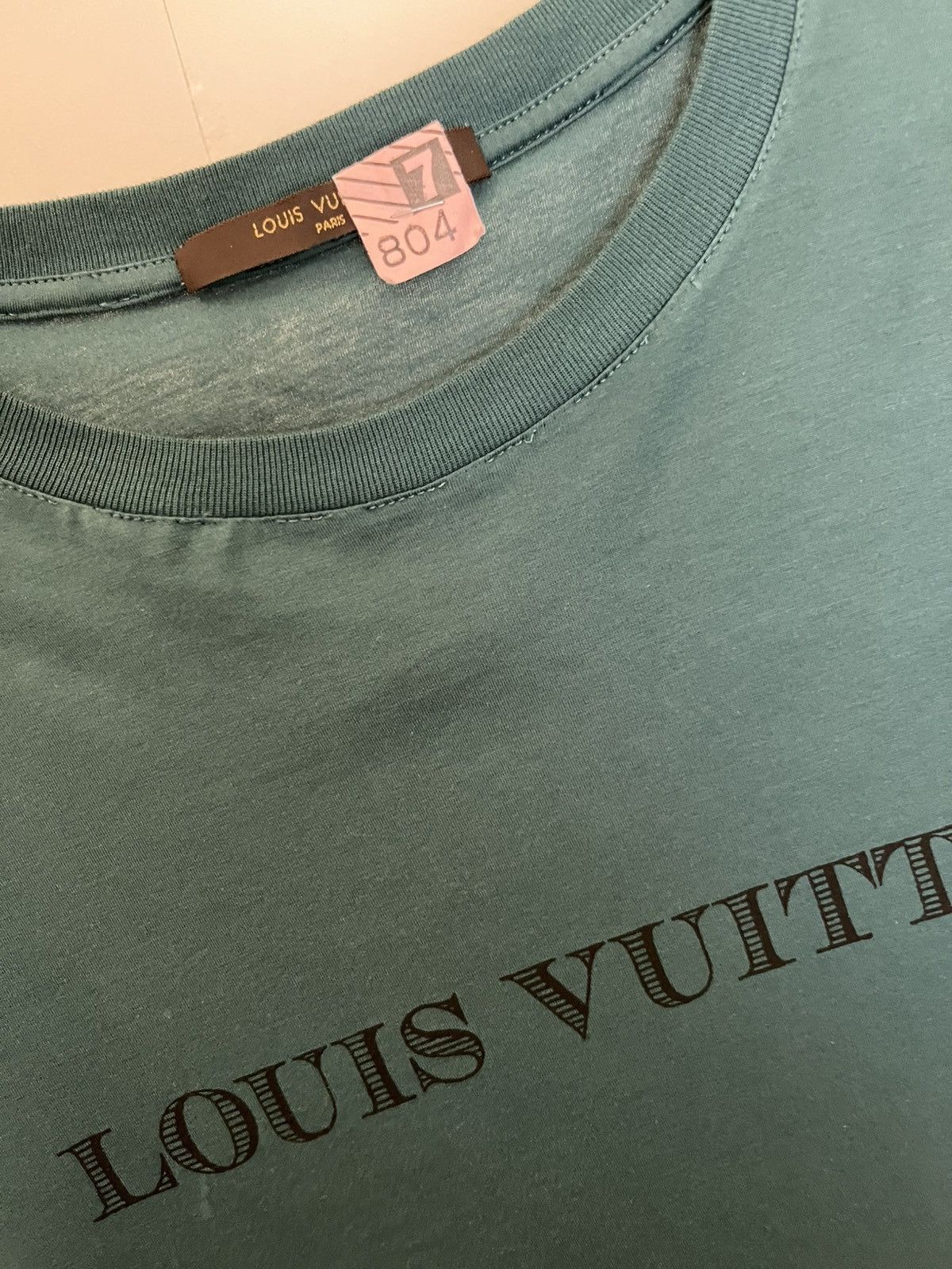 Louis Vuitton VINTAGE LOUIS VUITTON MENS T SHIRT SZ SMALL AUTHENTIC Size US XL / EU 56 / 4 - 3 Thumbnail