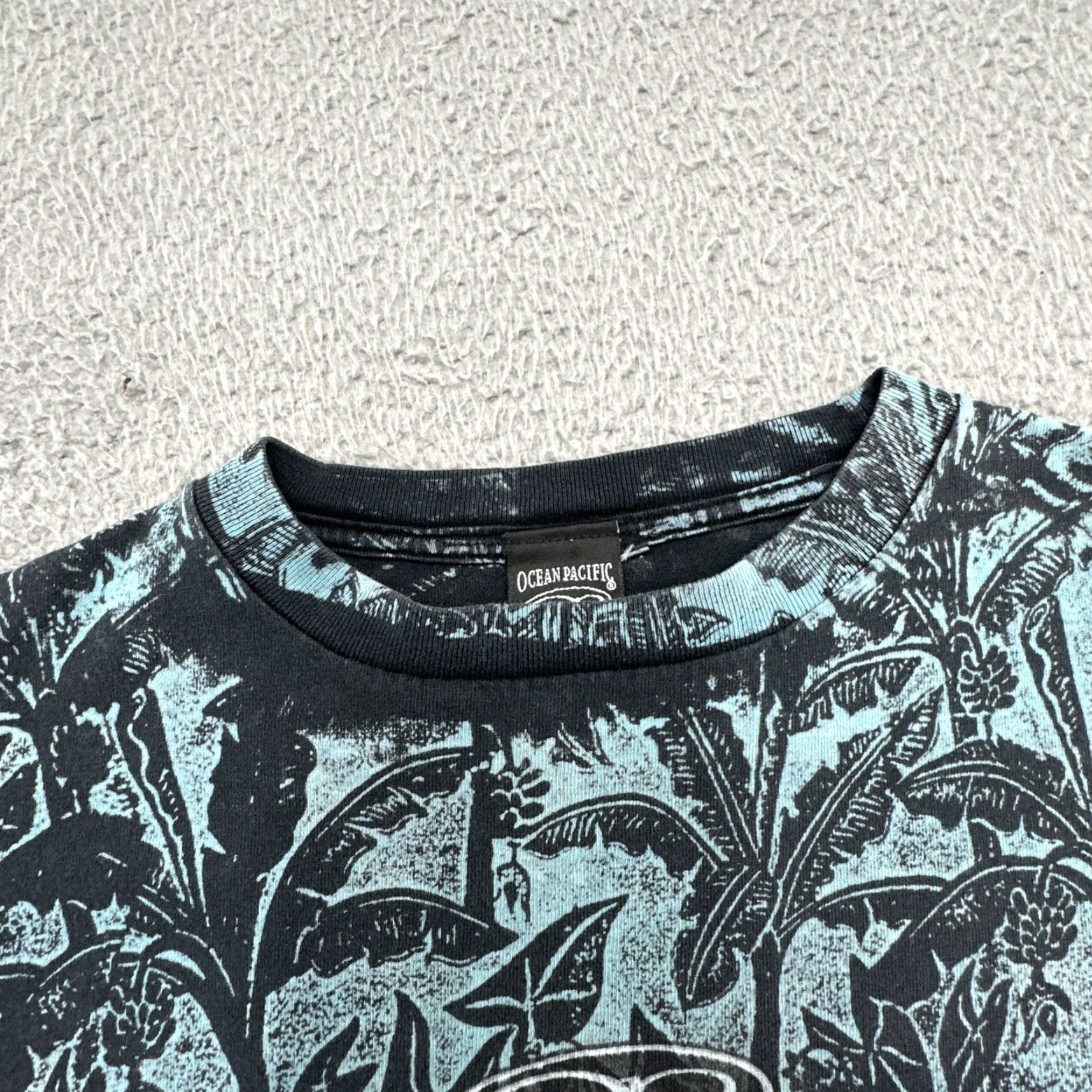 Ocean Pacific VTG Ocean Pacific Mens T-Shirt 90s AOP Hola Girls Guitar Single Stitch Blue XL Size US XL / EU 56 / 4 - 3 Thumbnail