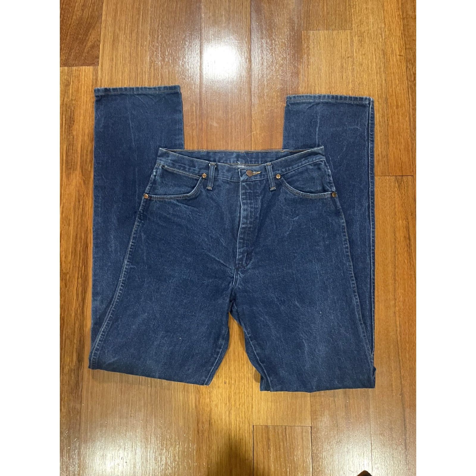 Wrangler VINTAGE Wrangler Cowboy Cut Jeans 13MWZ Denim 34x38 Blue Distressed 5-Pocket Mens Western Cowboy USA Size US 34 / EU 50 - 6 Thumbnail
