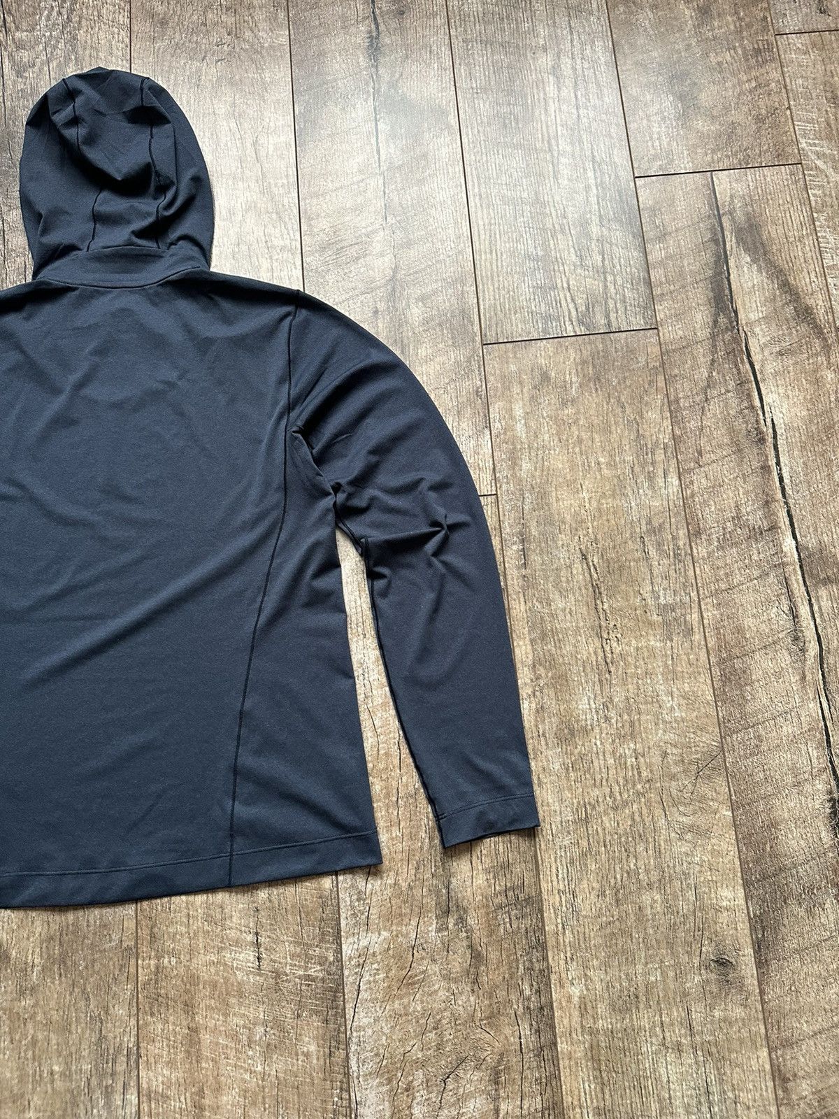 Arc'teryx Women's Arcteryx Blue Light Hoodie Size M / US 6-8 / IT 42-44 - 13 Thumbnail