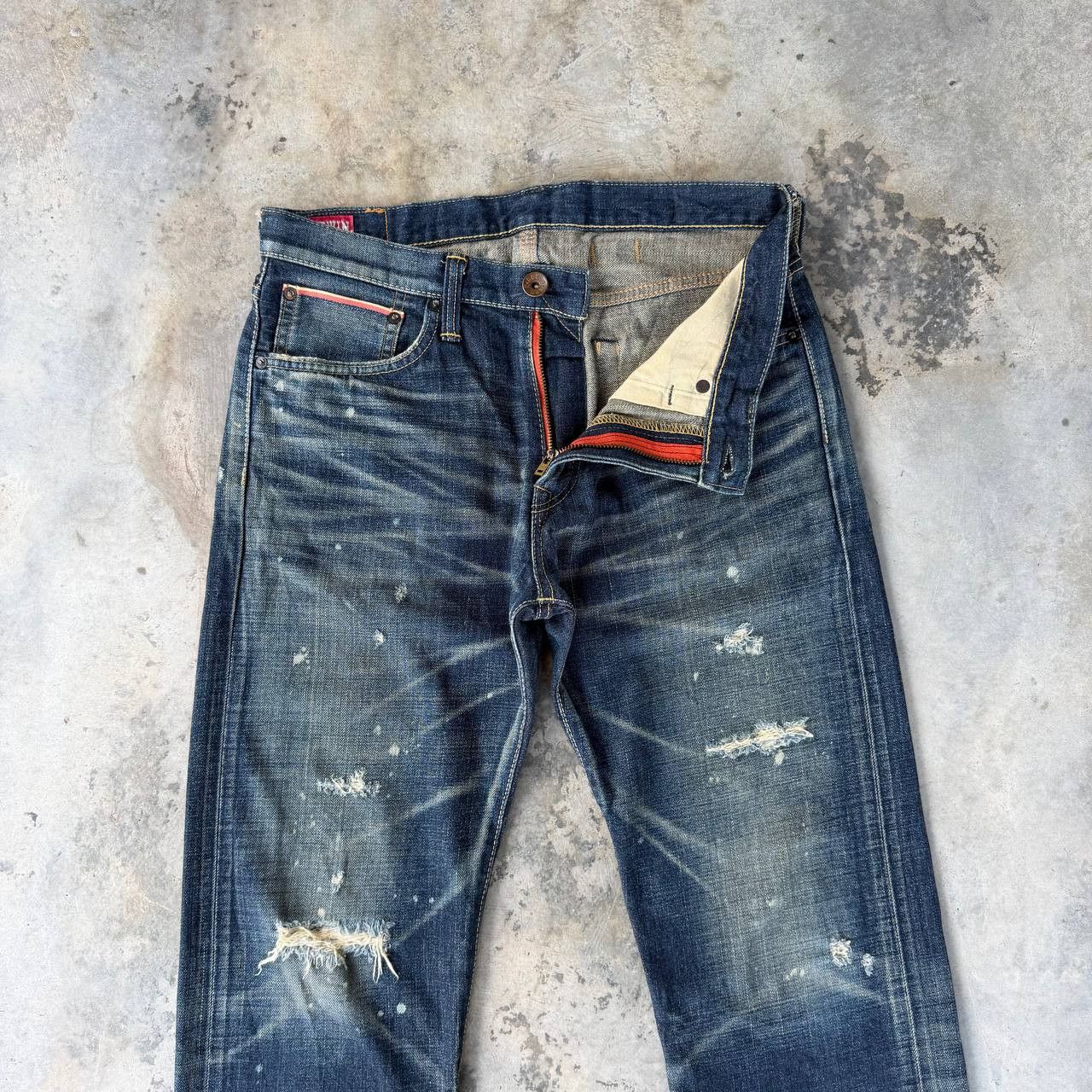 Edwin VINTAGE EDWIN 505ZX BUCKLE BACK REDLINE DISTRESSED HONEYCOMB Size US 30 / EU 46 - 9 Thumbnail