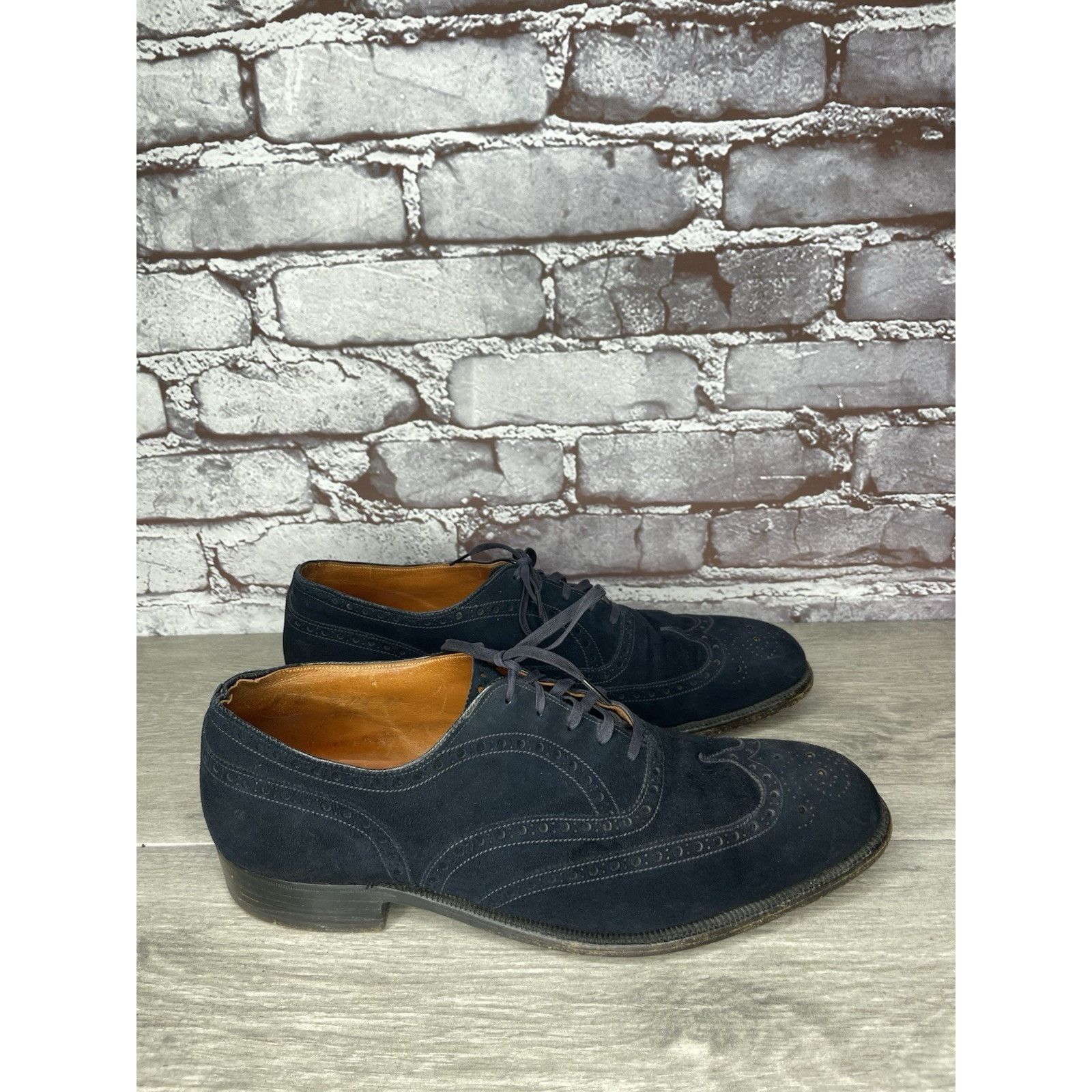 Saks Fifth Avenue Saks Fifth Ave Blue Suede Leather Wingtip Oxfords Lace Up Sh Size US 8 / EU 41 - 13 Thumbnail