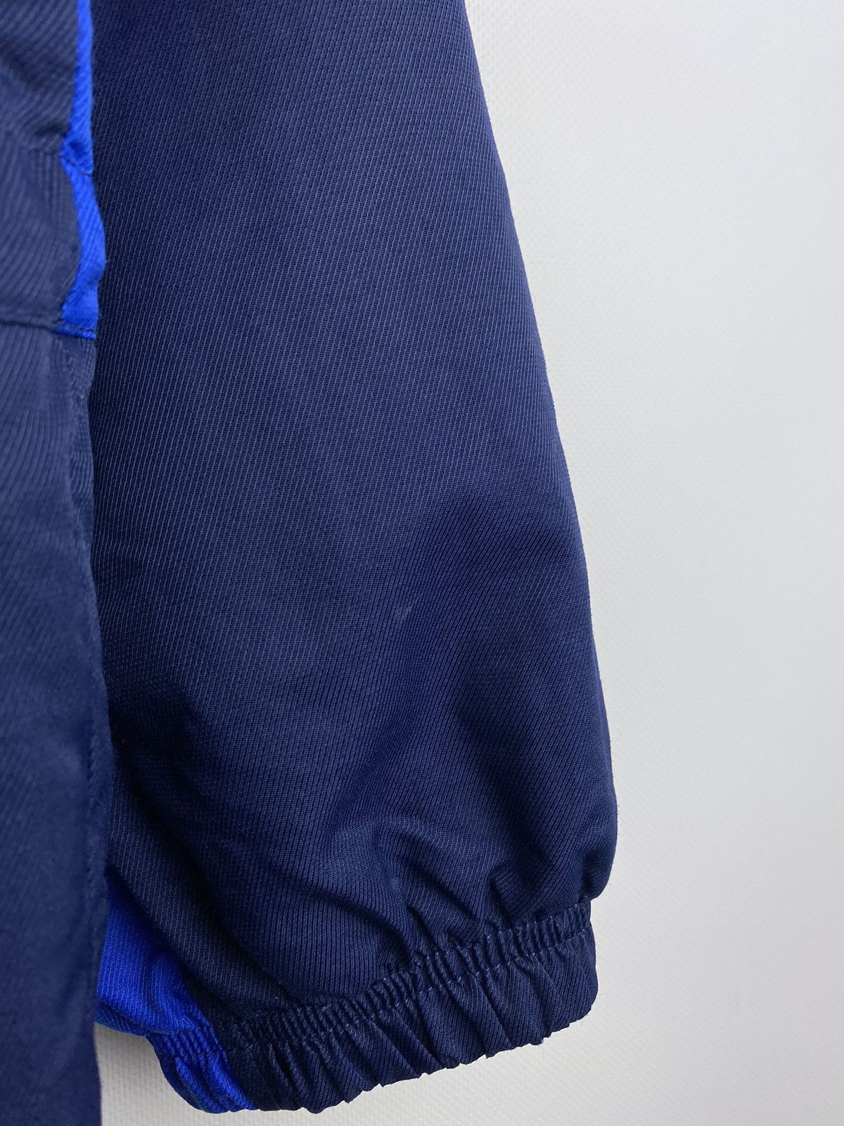 Nike Nike vintage Y2K big swoosh windbreaker jacket size M Size US M / EU 48-50 / 2 - 24 Thumbnail