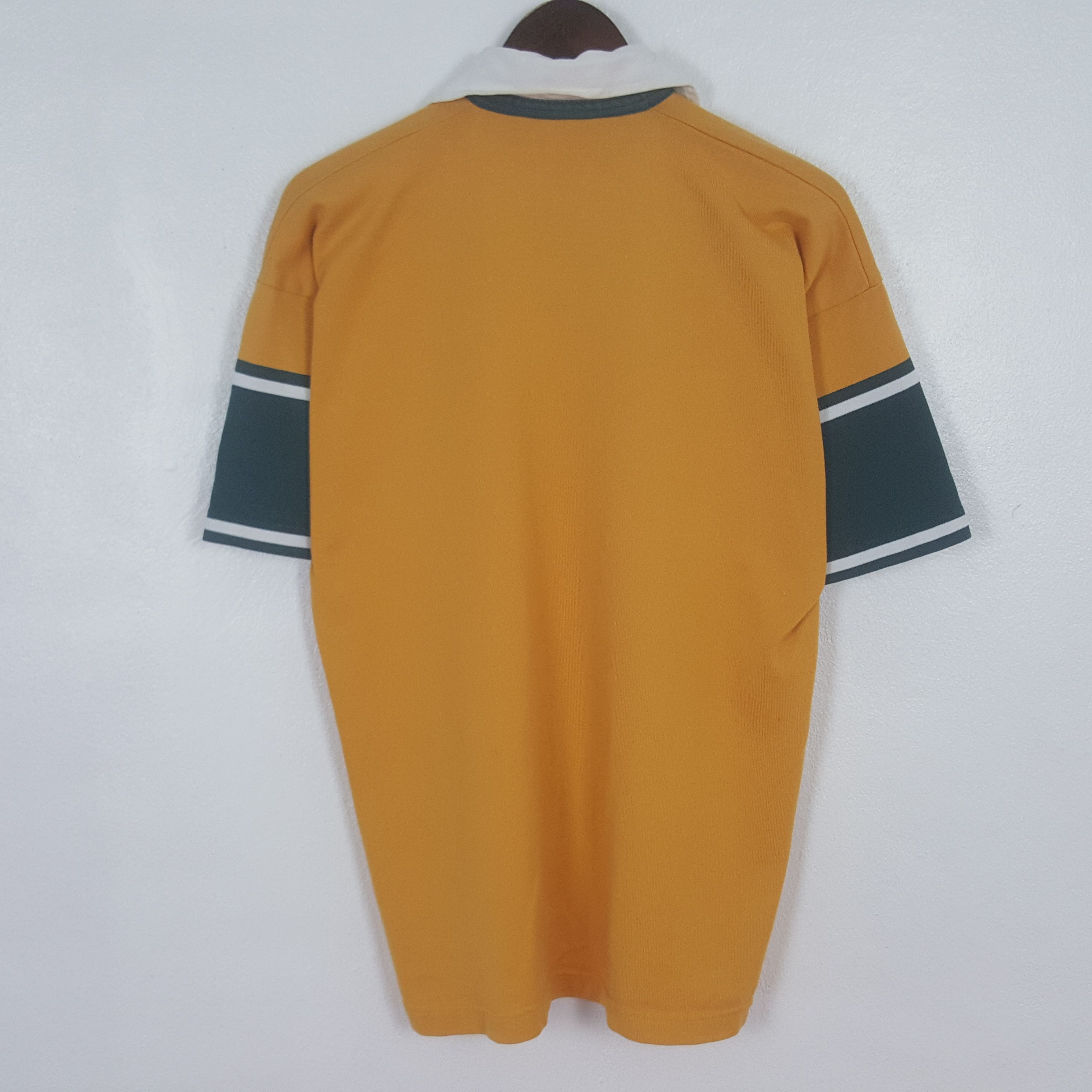 Canterbury of New Zealand Vintage Canterbury of New Zealand Wodafone Polos Shirt Size US M / EU 48-50 / 2 - 3 Thumbnail
