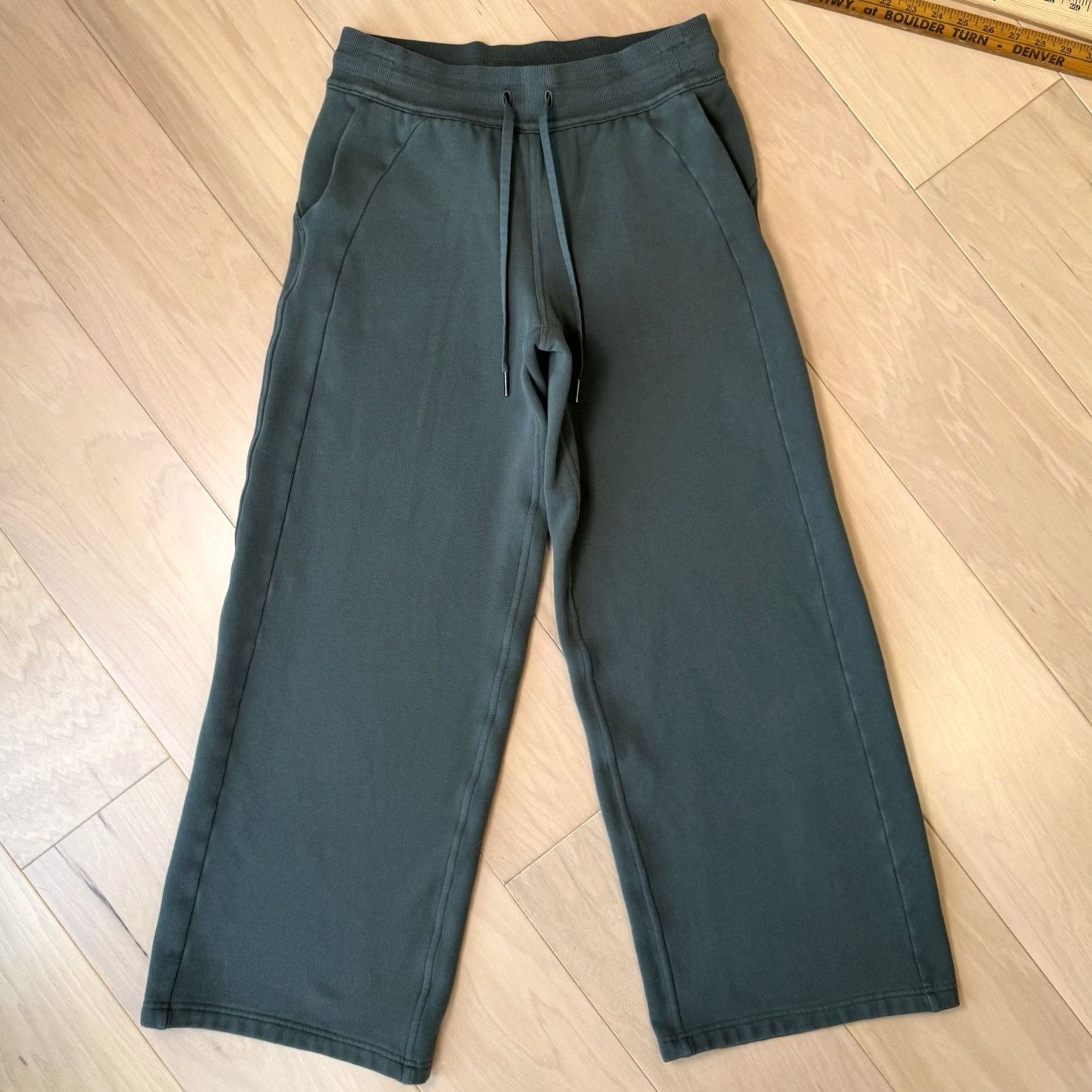 Lululemon Lululemon Scuba Mid Rise Wide Leg Sweatpants Women's 6 Green Loungewear Comfort Pockets Athleisure Yoga Running Size 28" / US 6 / IT 42 - 2 Thumbnail