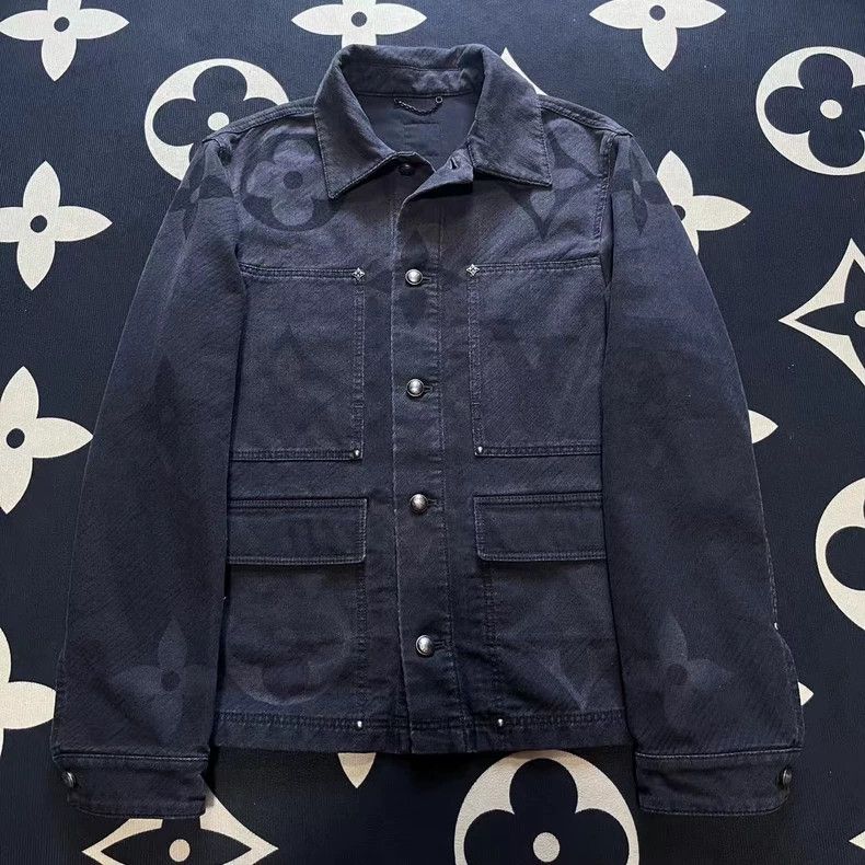 Louis Vuitton Louis Vuitton 25 new black capsule dark logo jacquard singl Size US M / EU 48-50 / 2 - 1 Thumbnail