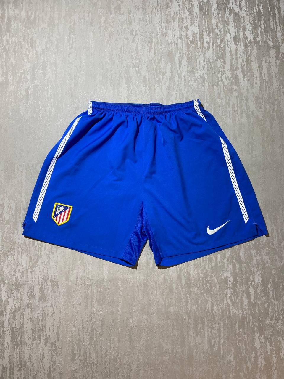 Nike × Vintage Vintage Nike Atletico Madrid Professional shorts issue sz. L Size US 36 / EU 52 - 1 Thumbnail