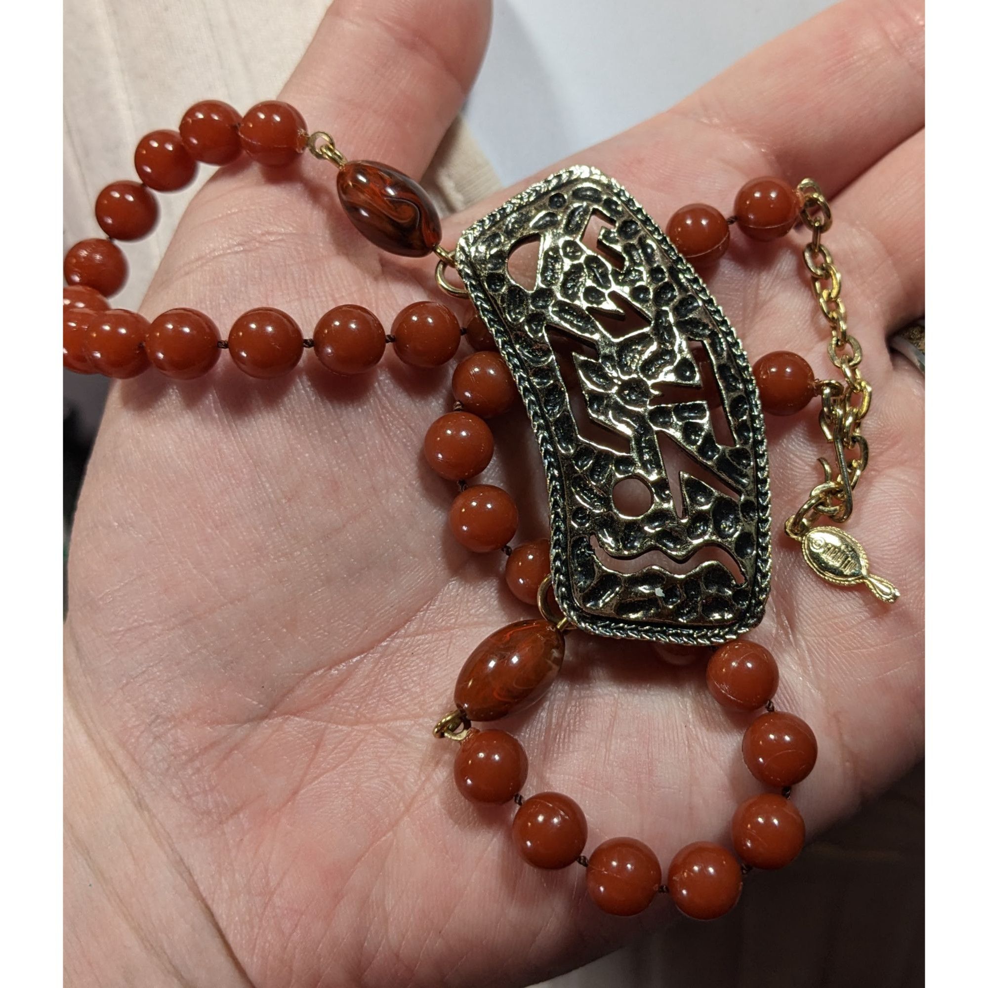 Other Vintage Sarah Coventry Beaded Abstract Cutout Pendant Neckla Size ONE SIZE - 3 Thumbnail