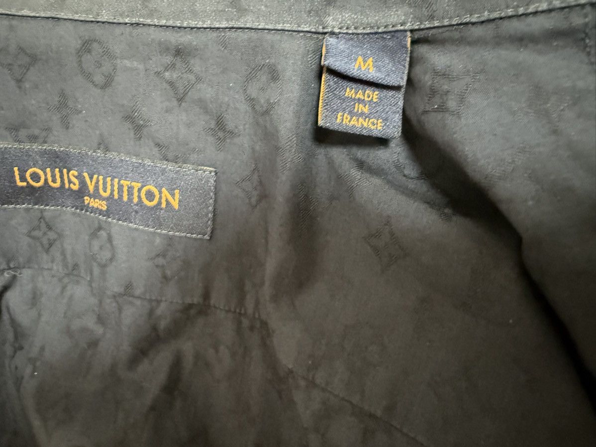 Louis Vuitton Louis Vuitton navy monogram DNA shirt M Size US M / EU 48-50 / 2 - 6 Thumbnail