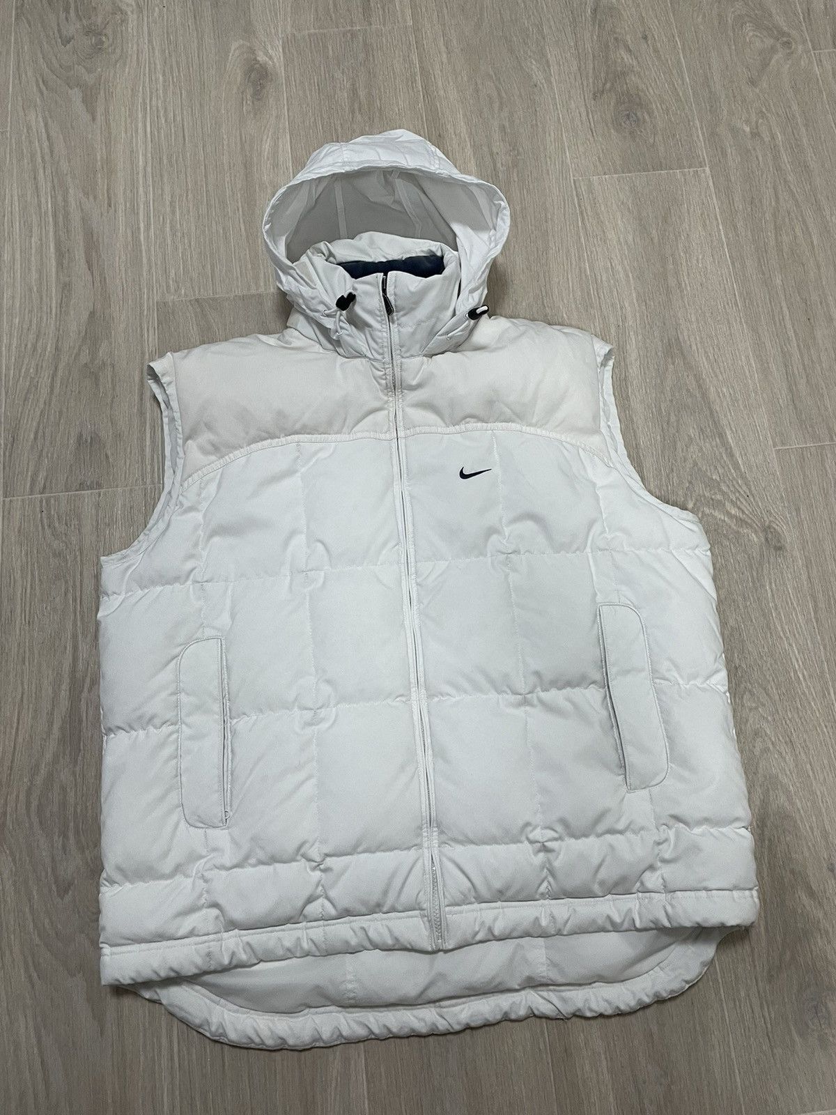 image of Y2K Vintage Nike Down Vest in White, Men's (Size Large)