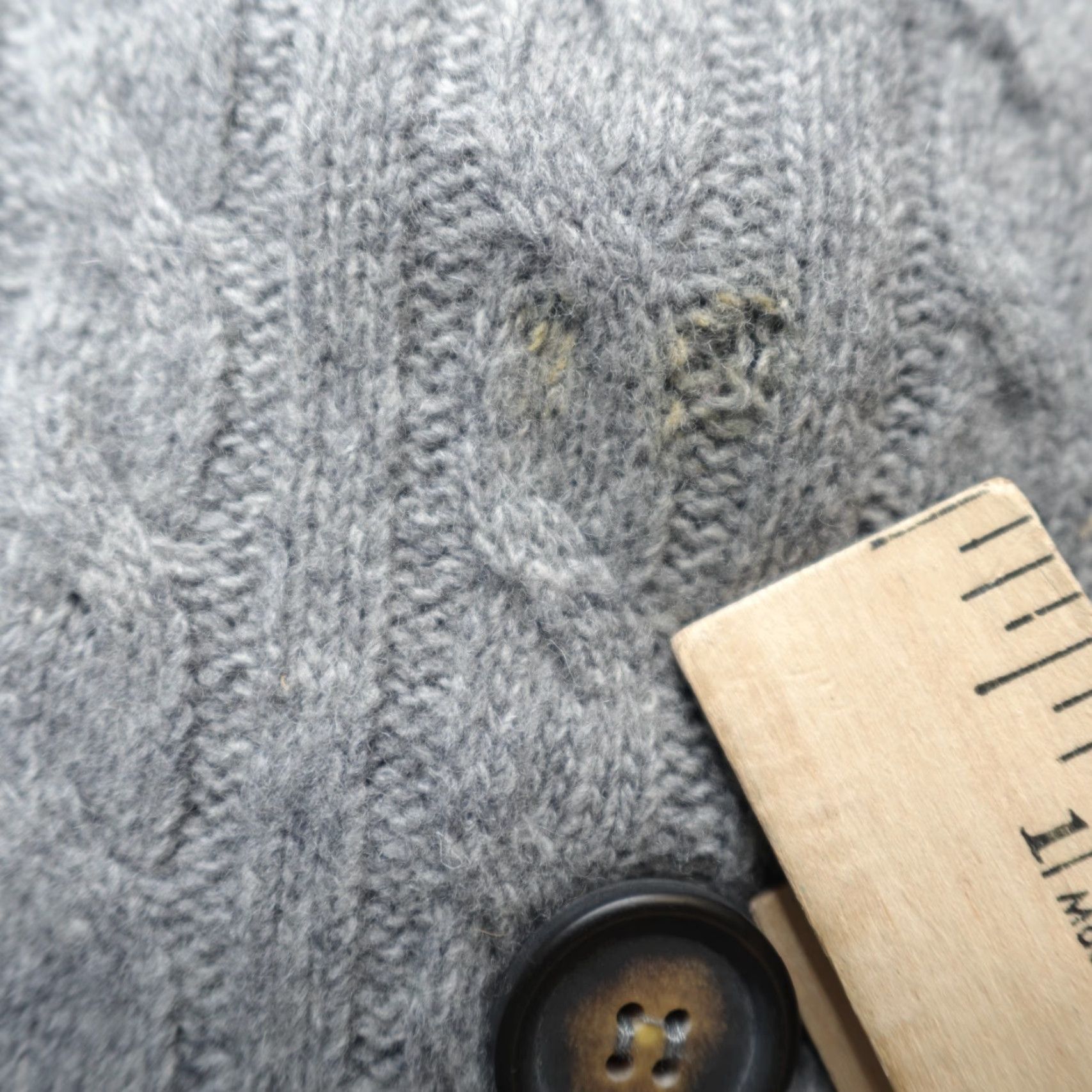 Vintage VINTAGE Lorenzo Magni Sweater XL Gray Shawl Cardigan Wool Nylon Made in Italy Mens Gray XL Cardigan Wool Nylon Geometric 80s 90s Size US XL / EU 56 / 4 - 3 Thumbnail