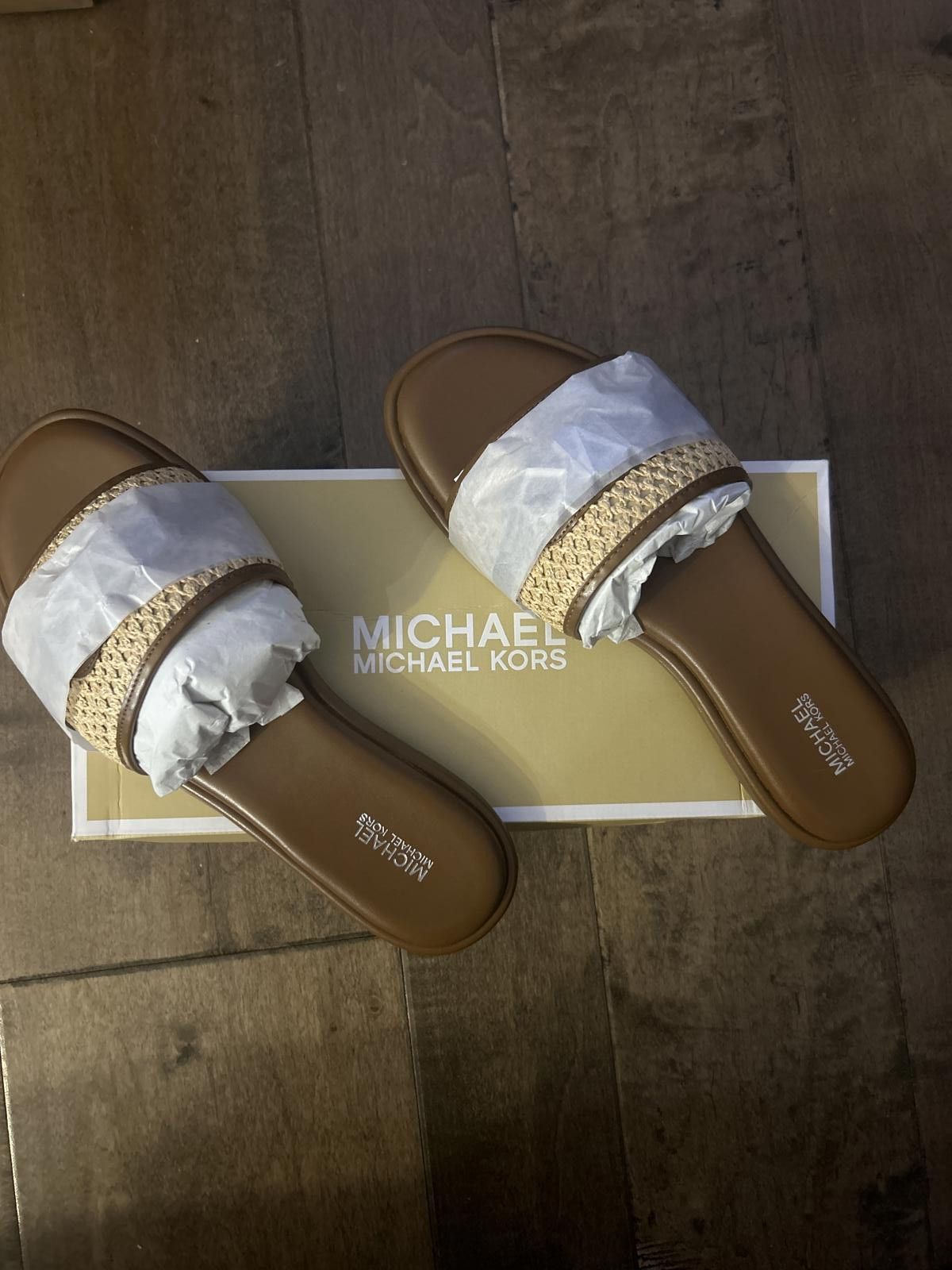 Michael Kors Michael Kors Ember Slide Size US 9 / IT 39 - 1 Thumbnail