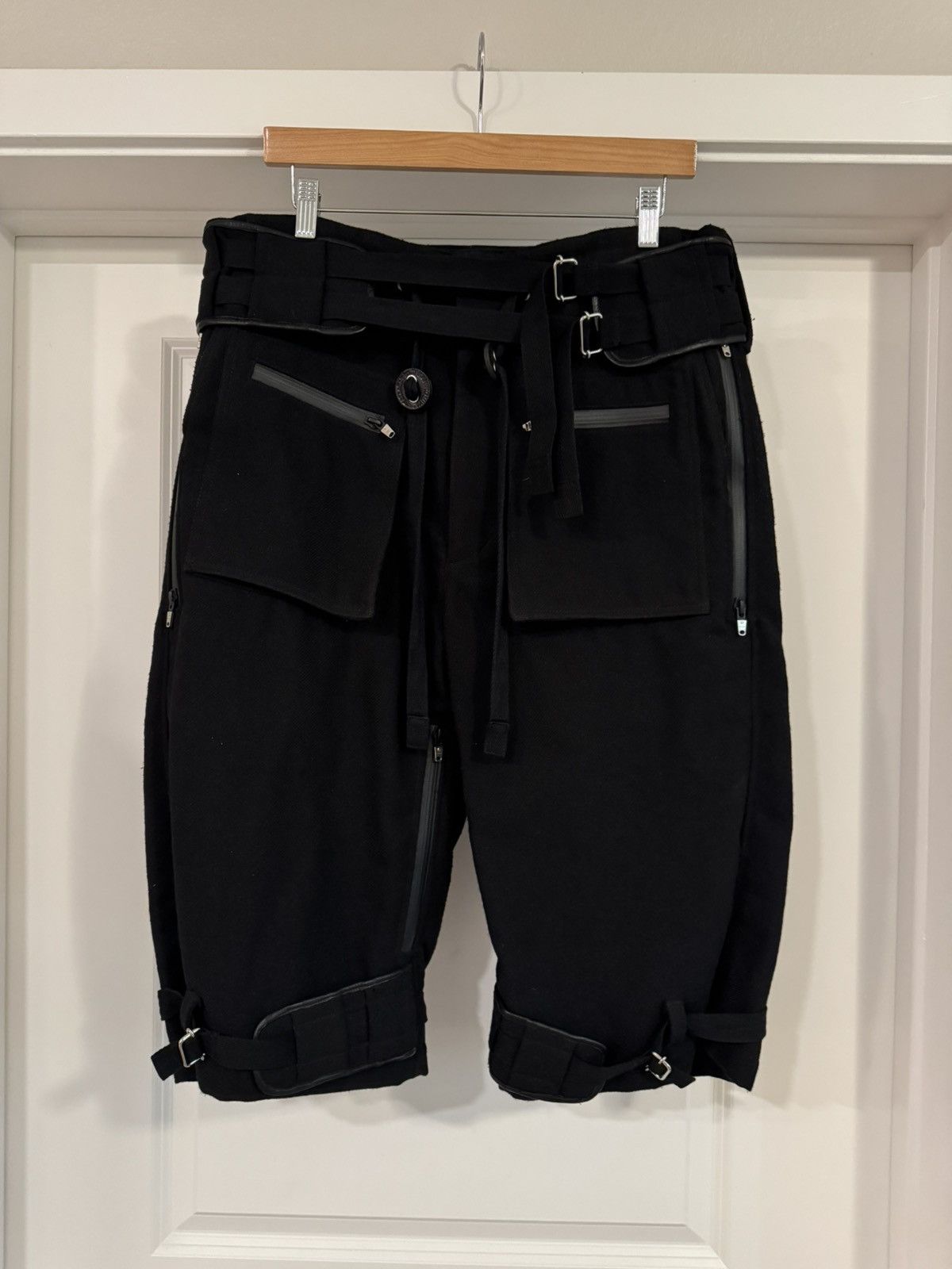 Takahiromiyashita The Soloist. Aw18 over shorts Size US 32 / EU 48 - 1 Thumbnail