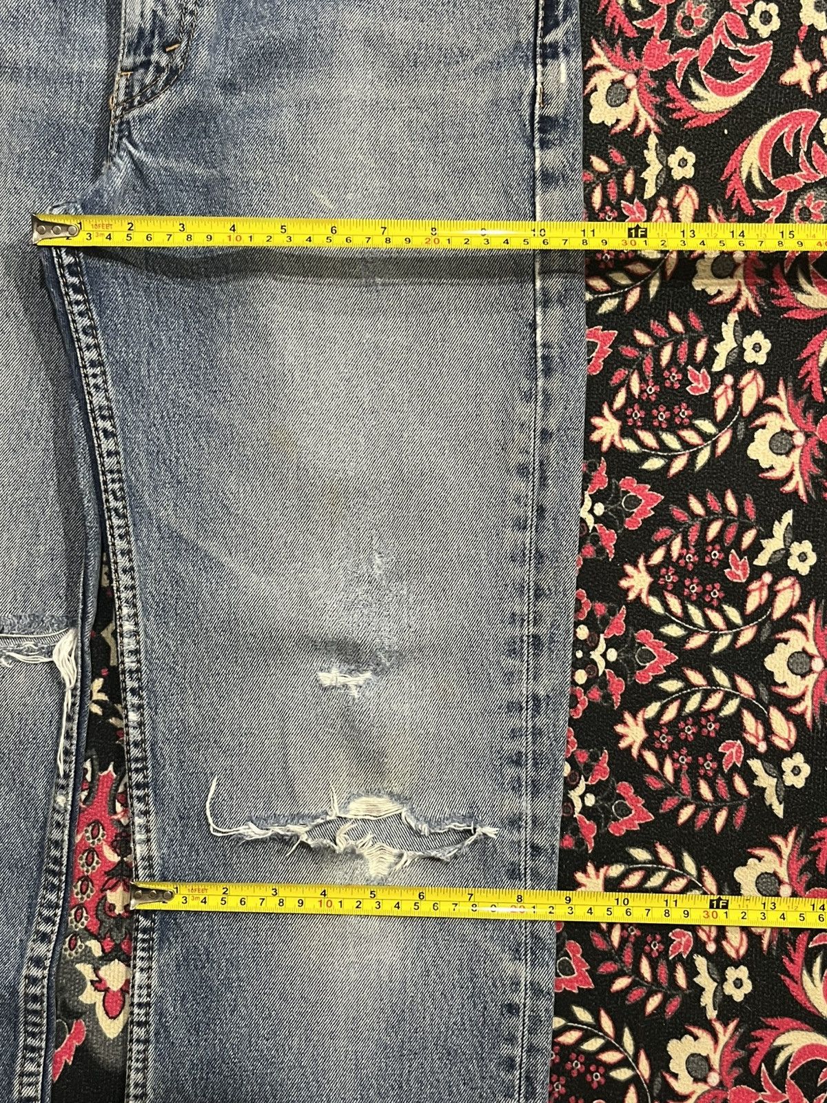 Levi's ⚡️Distressed⚡️Vintage Levi’s 551 Blue Washed Frayed Leg Jeans Size US 31 - 15 Thumbnail