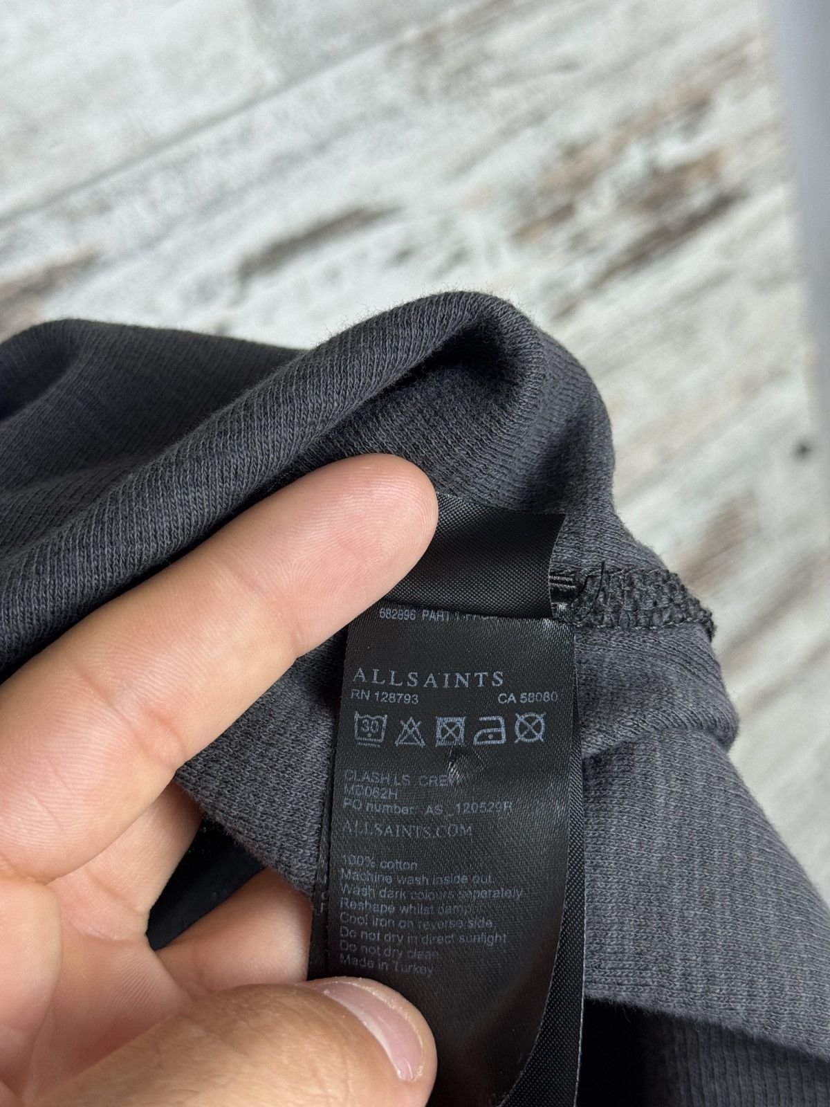 Allsaints Mens Allsaints clash ls crew long-sleeve T-shirt sweatshirt Size US M / EU 48-50 / 2 - 10 Thumbnail
