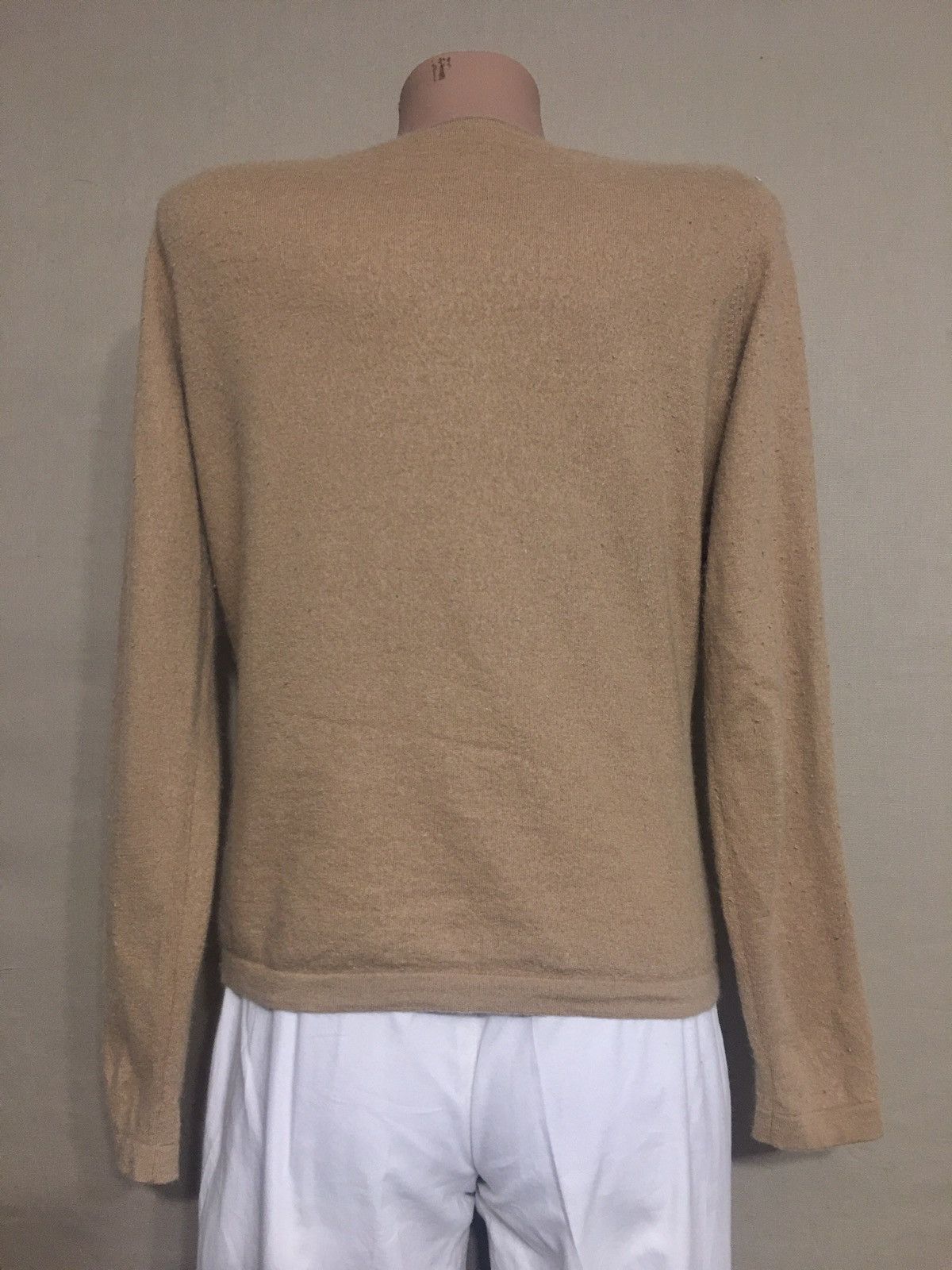 Johnstons Of Elgin Johnstons of Elgin Cashmere Beige Sweater Jumper Size M Size M / US 6-8 / IT 42-44 - 4 Thumbnail
