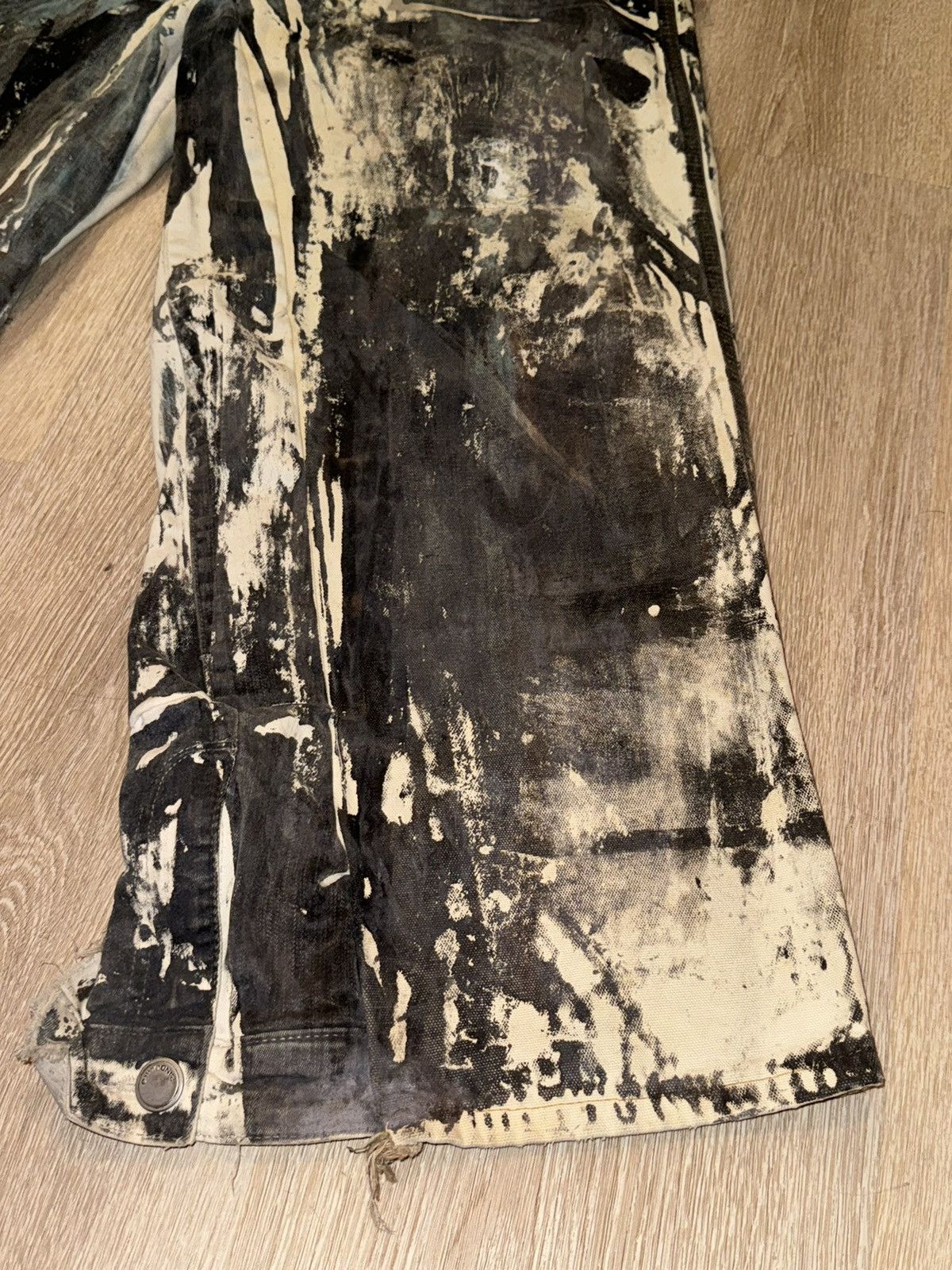 Other distressed workwear paint art reference archive 1 of 1 33x32 Size US 33 - 4 Thumbnail