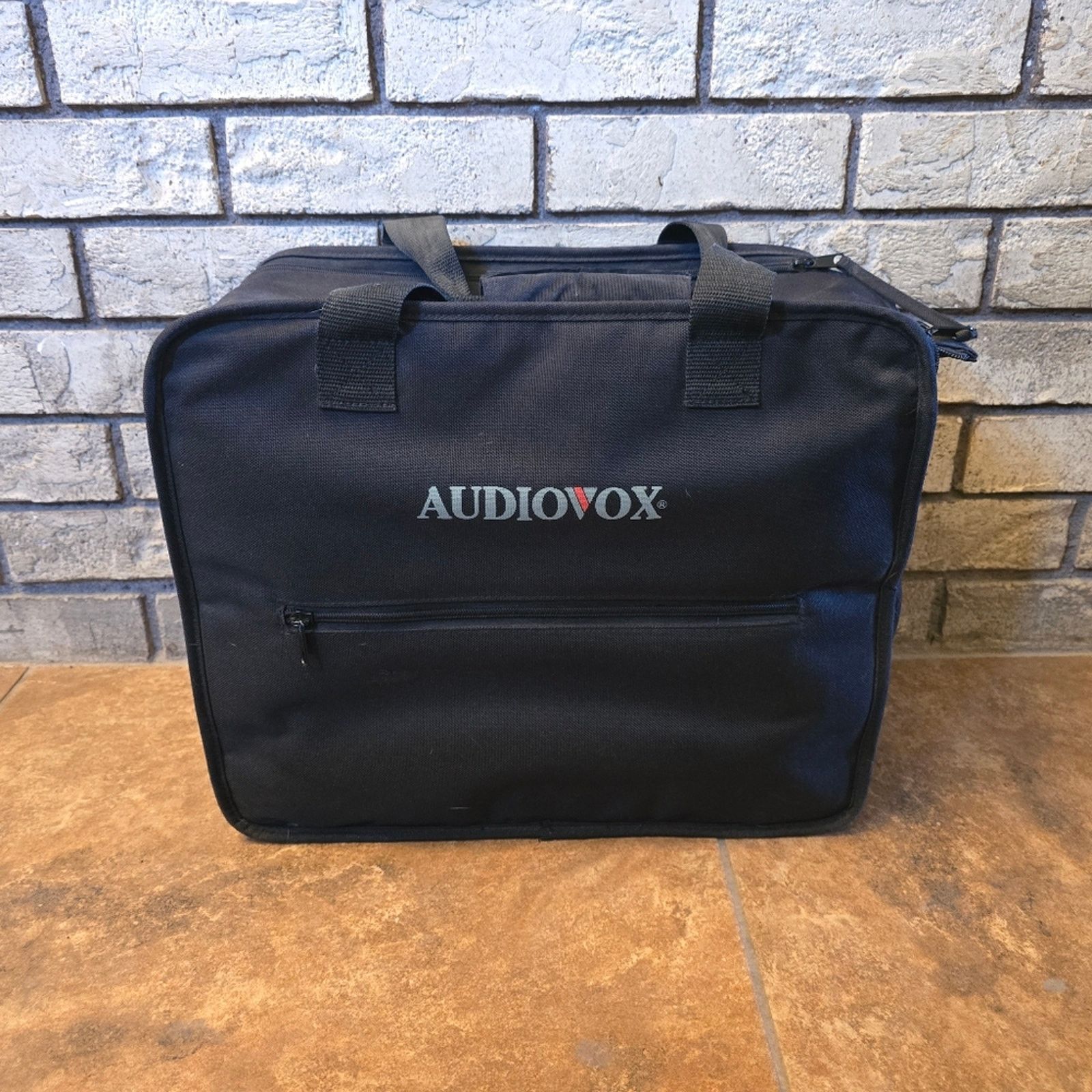 Other Silver | AUDIOVOX | Video In A Bag System 11 Bundle Size ONE SIZE - 9 Thumbnail