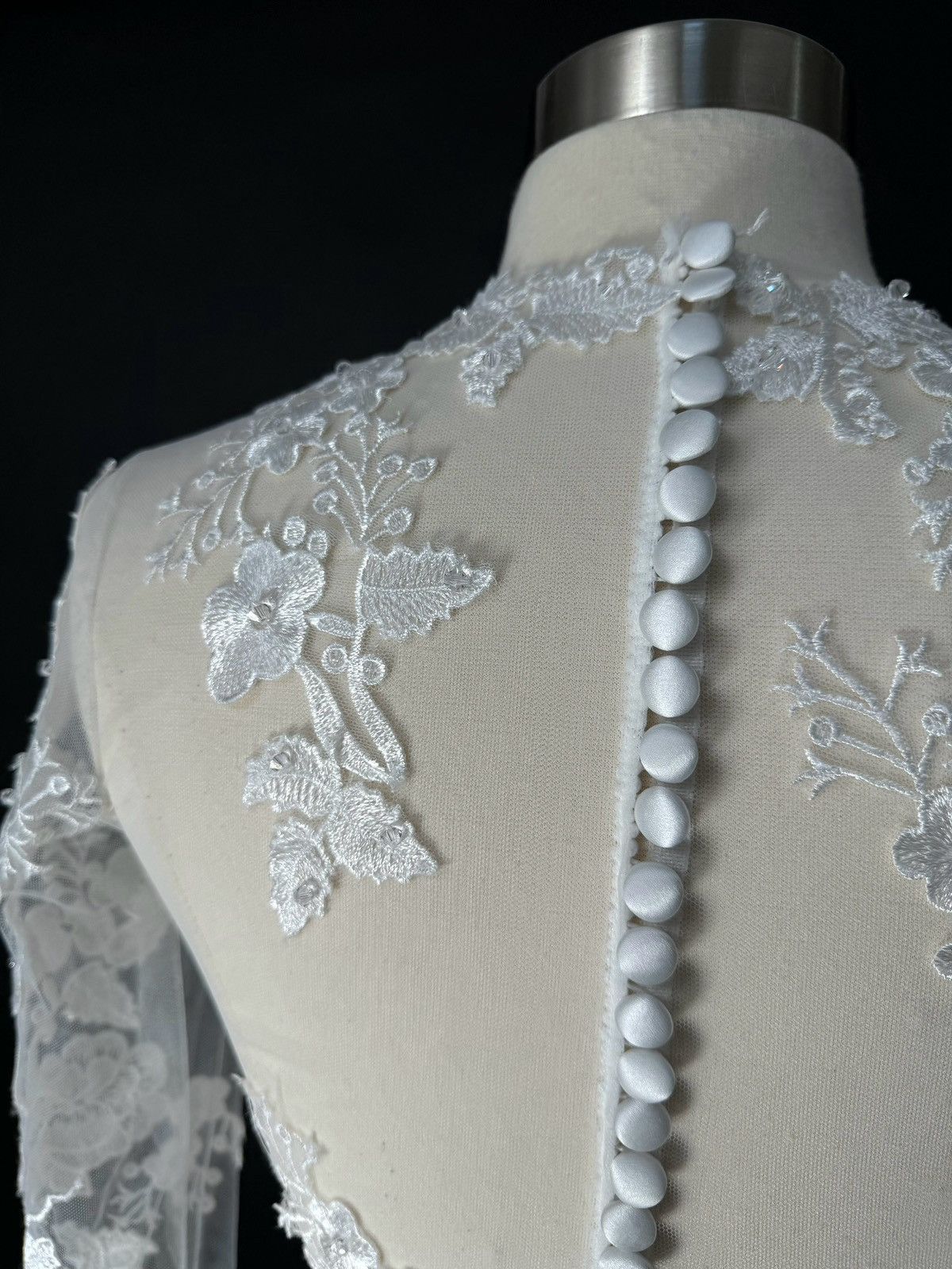 Other Preloved US 0 Anna Augusta Embroidered Lace Bridal Top Size XS / US 0-2 / IT 36-38 - 4 Thumbnail