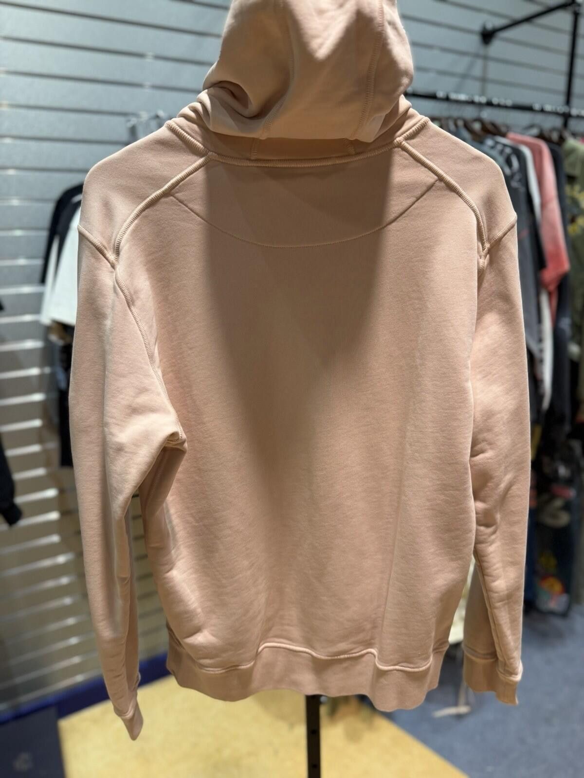 Stone Island STONE ISLAND ROSE QUARTZ COTTON PINK HOODIE (LARGE) Size US L / EU 52-54 / 3 - 7 Thumbnail