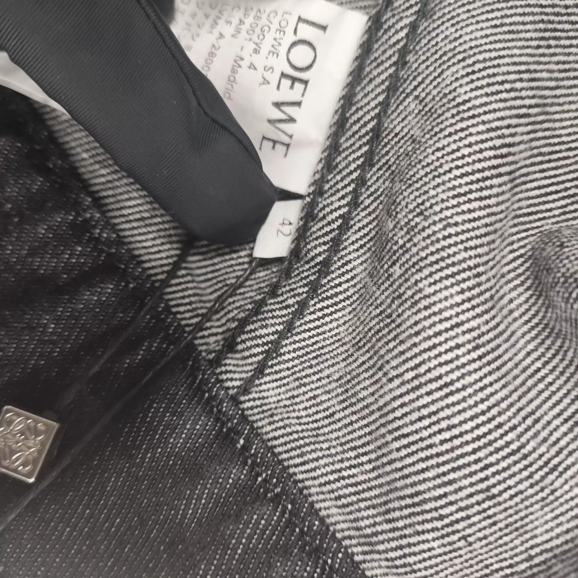 Loewe LOEWE Leather Patch Logo Denim Jacket Black 42 Size US XS / EU 42 / 0 - 7 Thumbnail