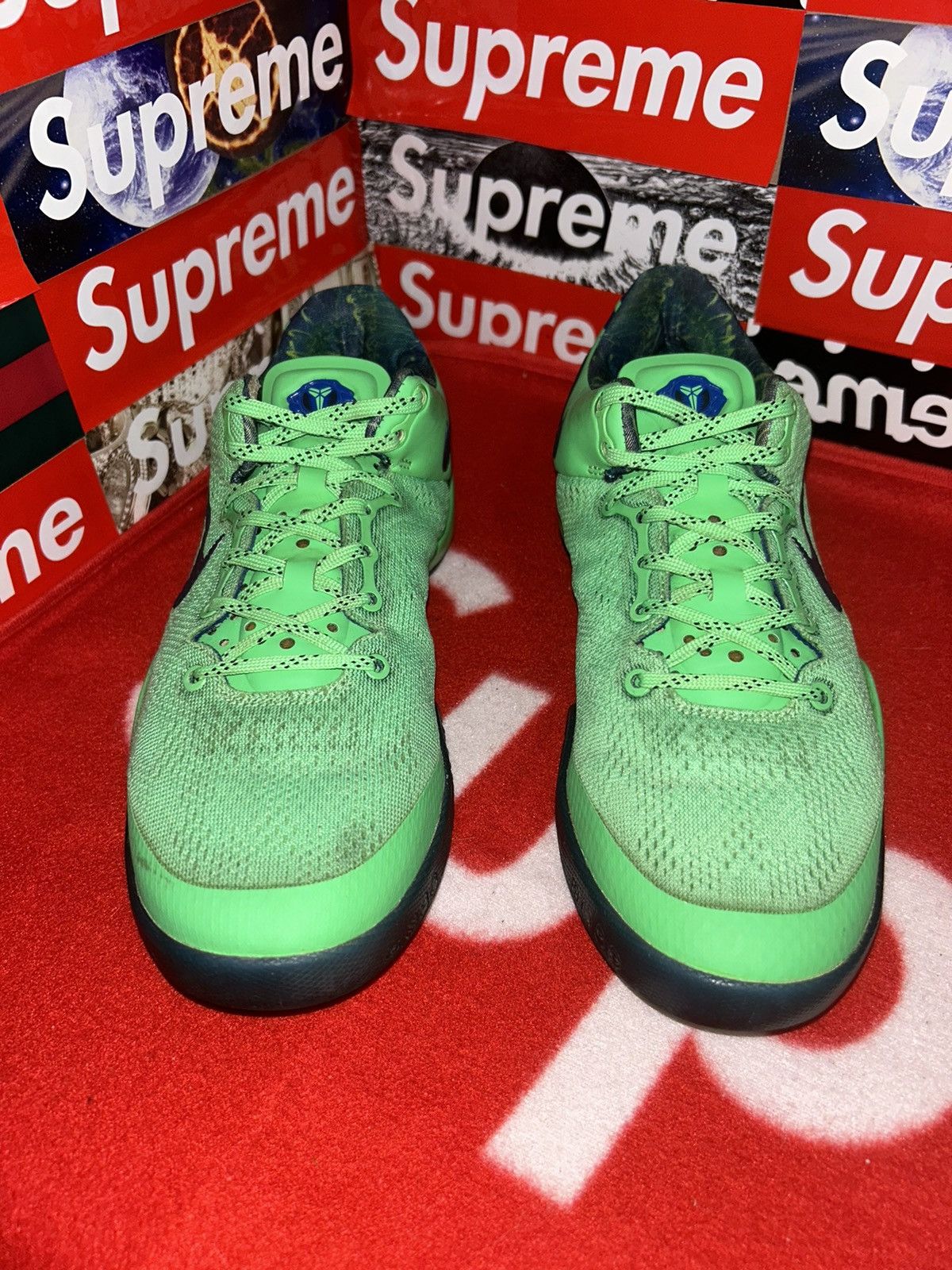 Nike 2013 NIKE KOBE 8 VIII ELITE 'SUPERHERO' 555586-301 size 5.5y Size US 5.5 / EU 38 - 2 Thumbnail