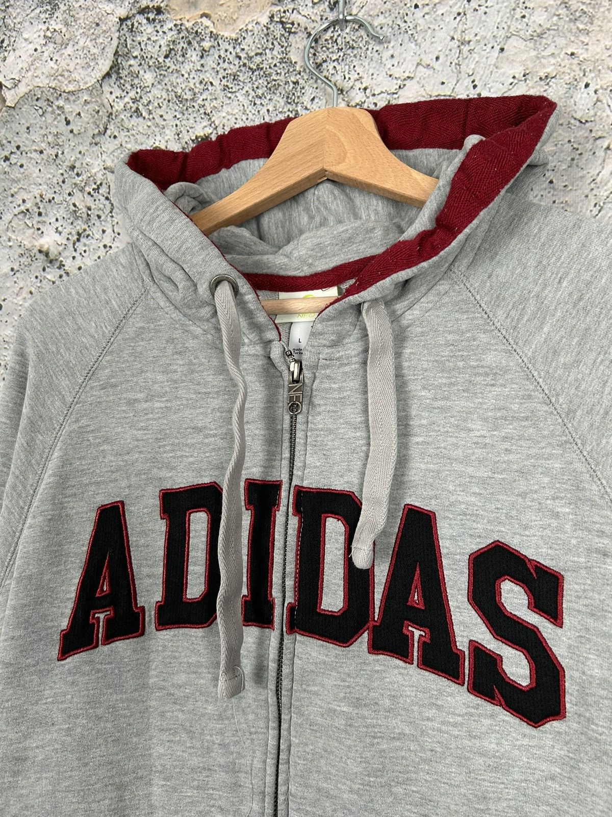 Adidas Vintage Adidas Sportswear Spellout ZIP Up Hoodie Hype Y2K Size US L / EU 52-54 / 3 - 3 Thumbnail
