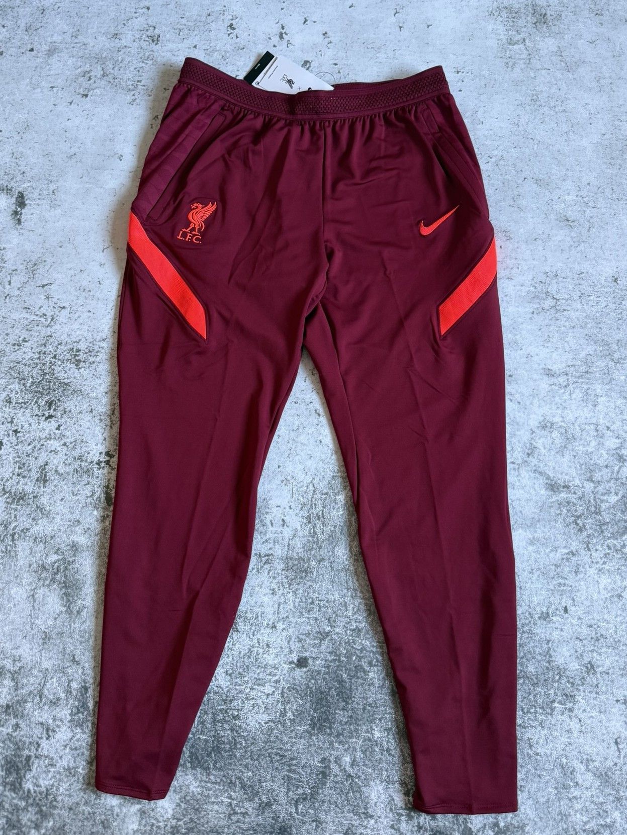 Nike Liverpool FC Training Pants Nike Football Soccer Men’s L Size US 36 / EU 52 - 1 Thumbnail
