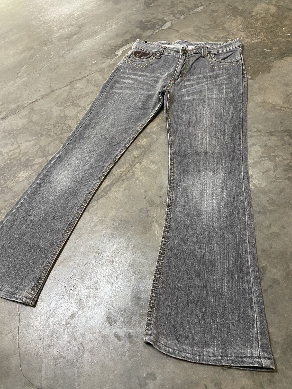 Hysteric Glamour × Japanese Brand × Tornado Mart Flare Jeans Japanese Unknown Fade Black p187 Size US 30 / EU 46 - 7 Thumbnail