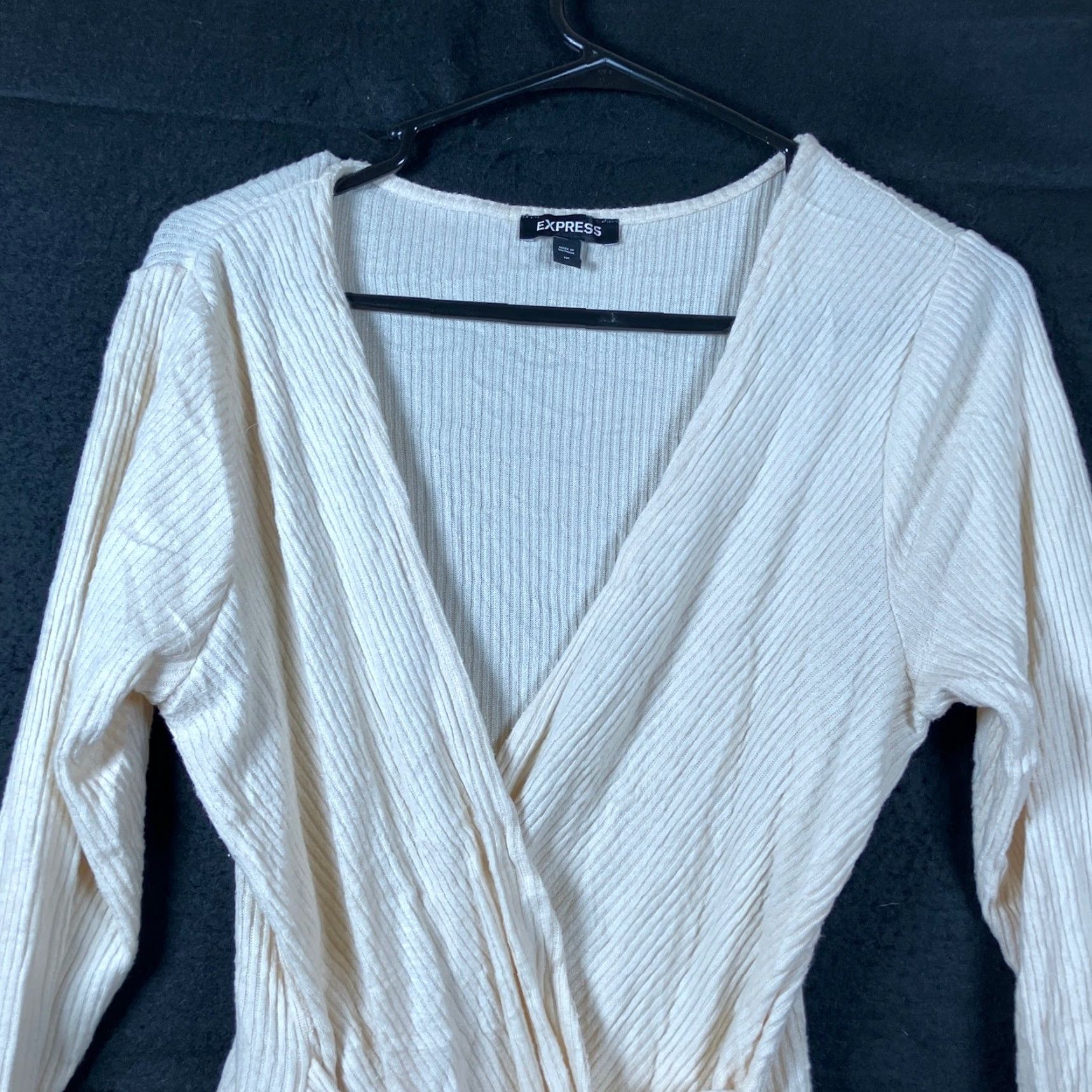 Express Express Women Sweater Cream Deep V Wrap Tie Waist Long Sleeve Knit Stretch M Size M / US 6-8 / IT 42-44 - 2 Thumbnail
