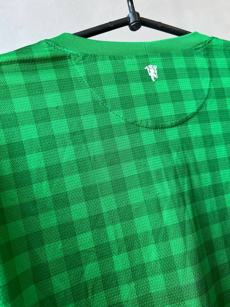 Nike 2012/13 MANCHESTER UNITED GK SOCCER FOOTBALL JERSEY NIKE M Size US M / EU 48-50 / 2 - 18 Thumbnail