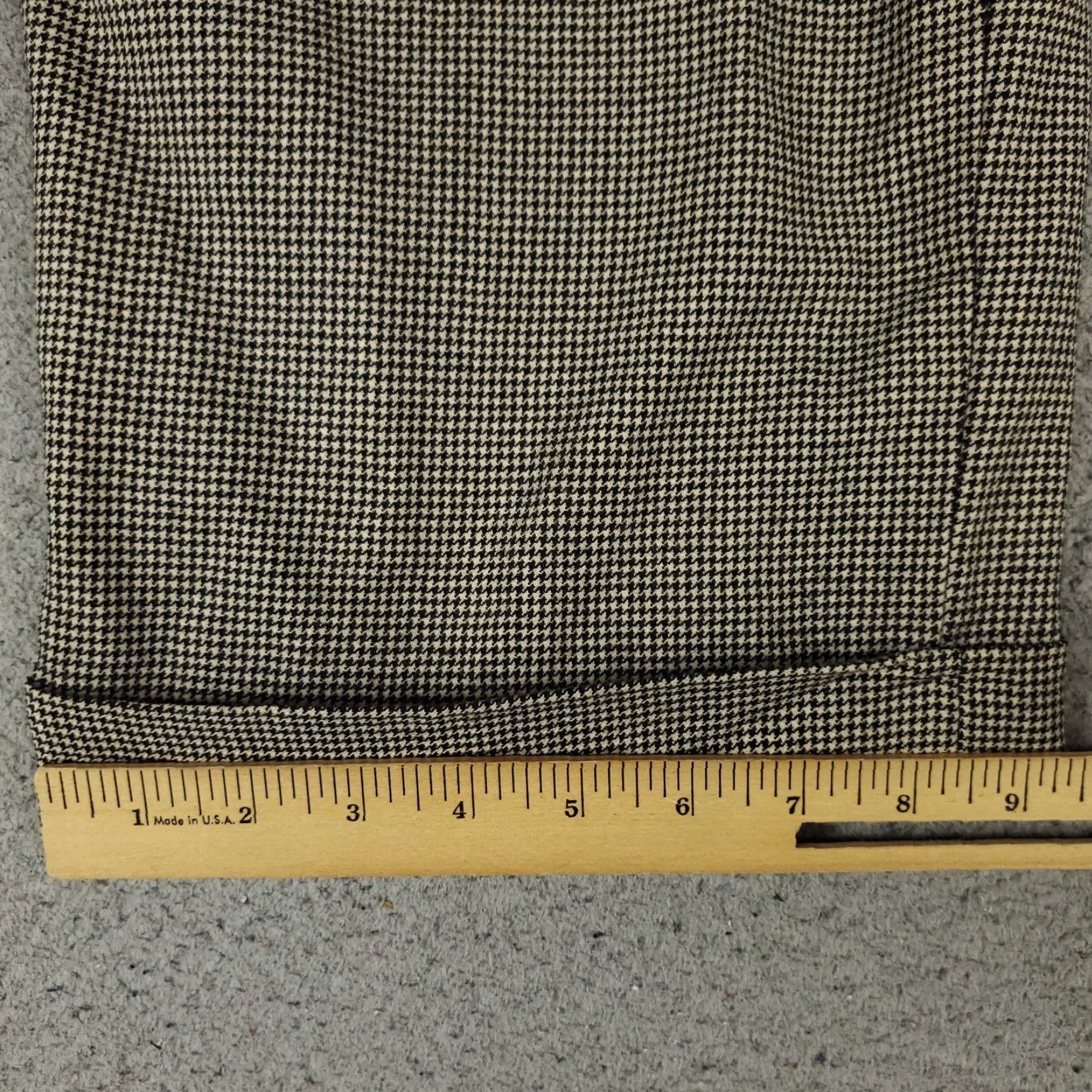 Brooks Brothers Brooks Brothers Chino Pants Mens 38x28 Beige Pleated Cuffed Trousers Regular Fit Size US 38 / EU 54 - 6 Thumbnail