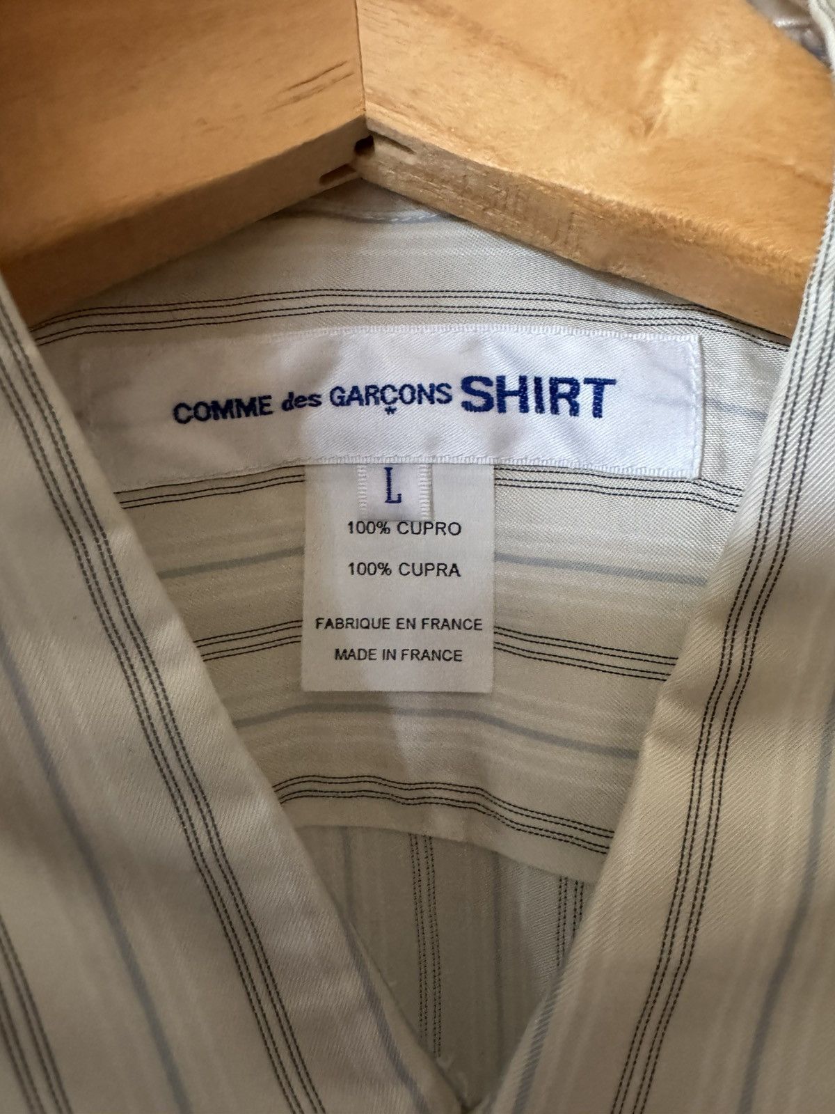 Comme des Garcons SHIRT Comme Des Garcons SHIRT striped cut out mask short Sz L Size US L / EU 52-54 / 3 - 5 Thumbnail
