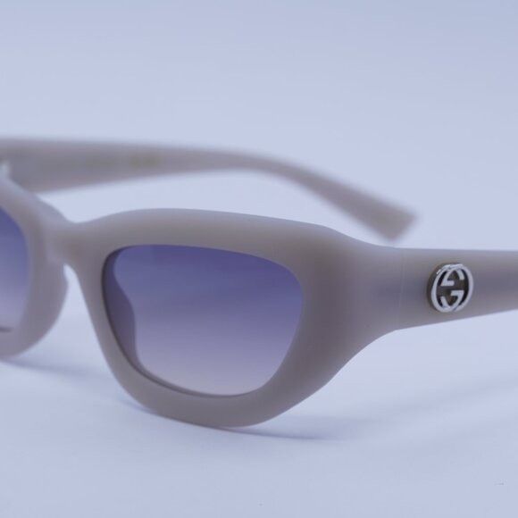 Gucci Gucci GG1784S 005 Sunglasses Light Grey Cat Eye Frame Size ONE SIZE - 4 Thumbnail