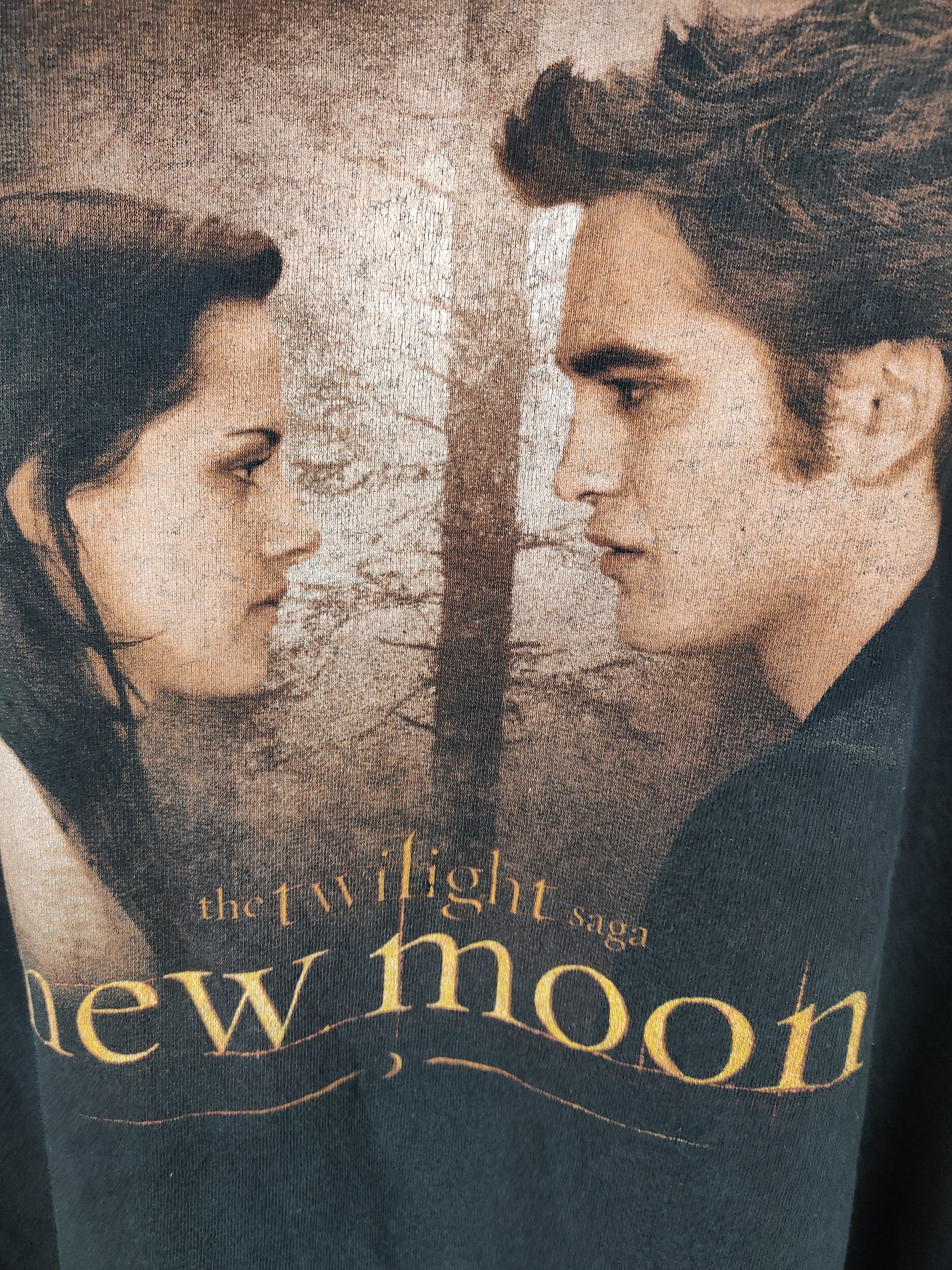 Vintage Vintage Twilight Movie Shirt Size US XL / EU 56 / 4 - 3 Thumbnail